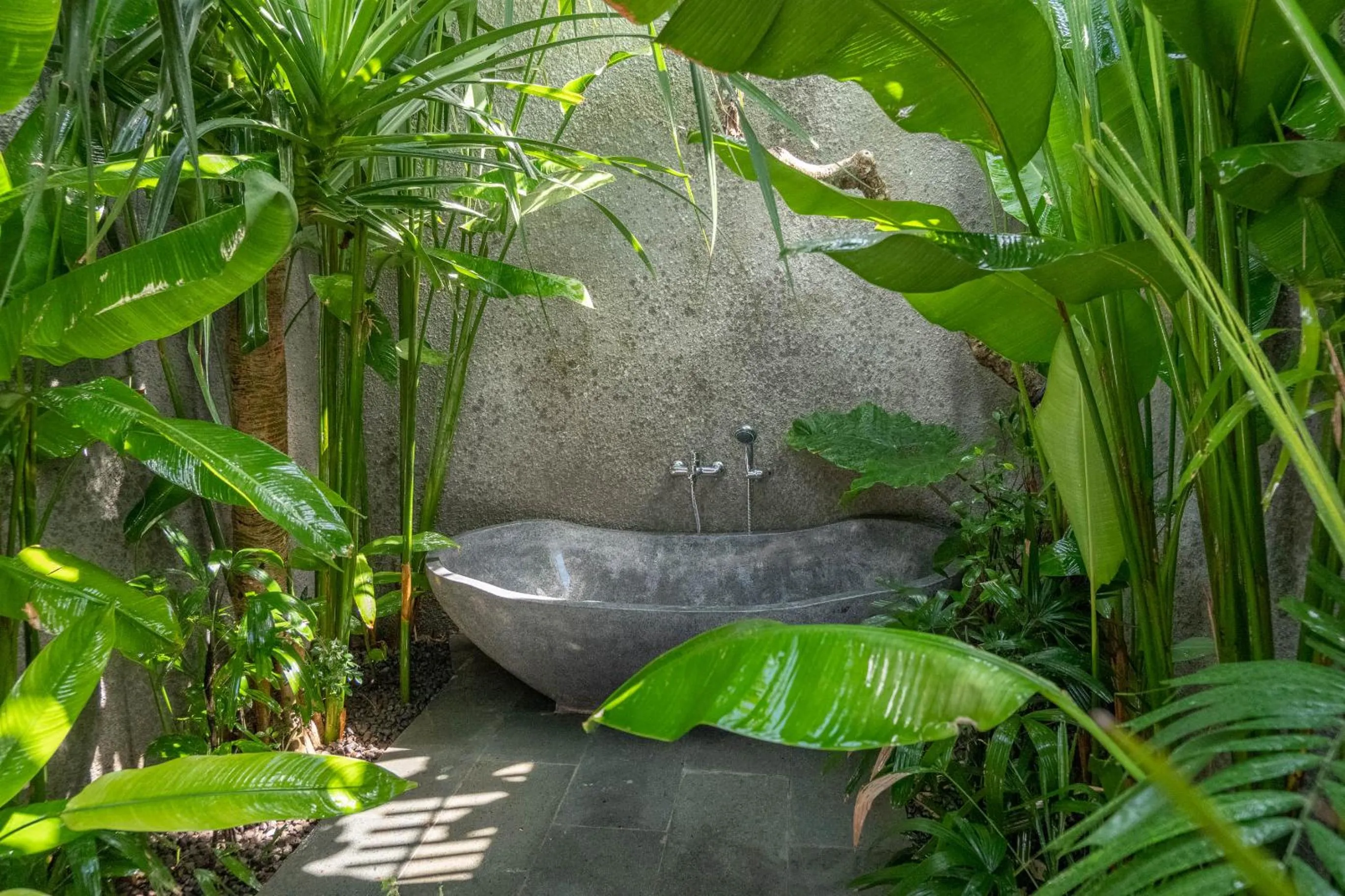 Open Air Bath in Bajalo Cottage Canggu - Adults only