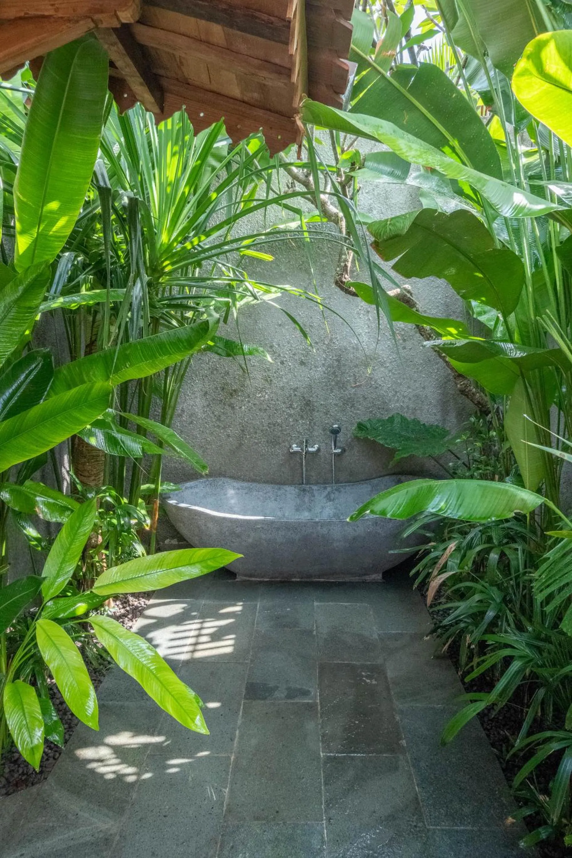 Open Air Bath in Bajalo Cottage Canggu - Adults only