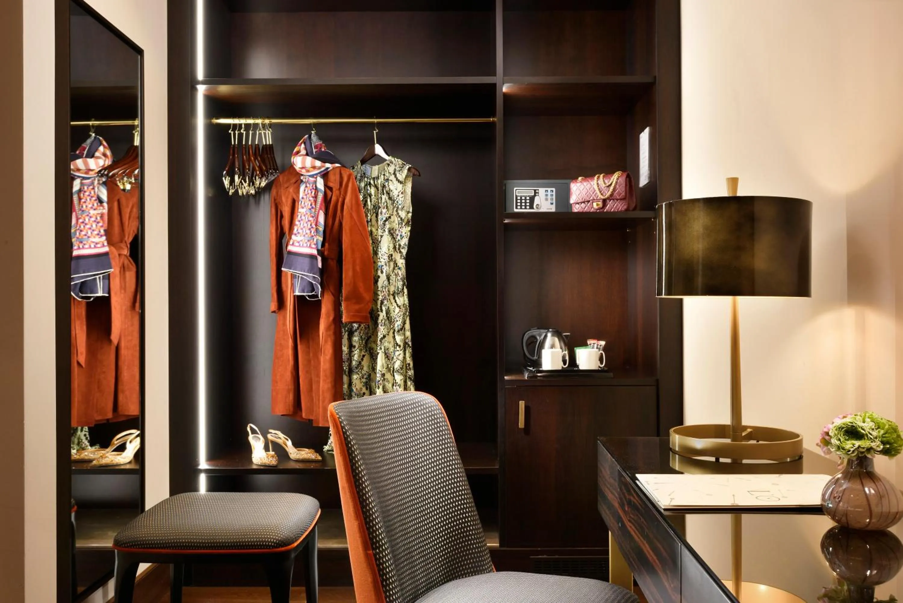 hair dresser in Hotel L'Orologio Roma - WTB Hotels