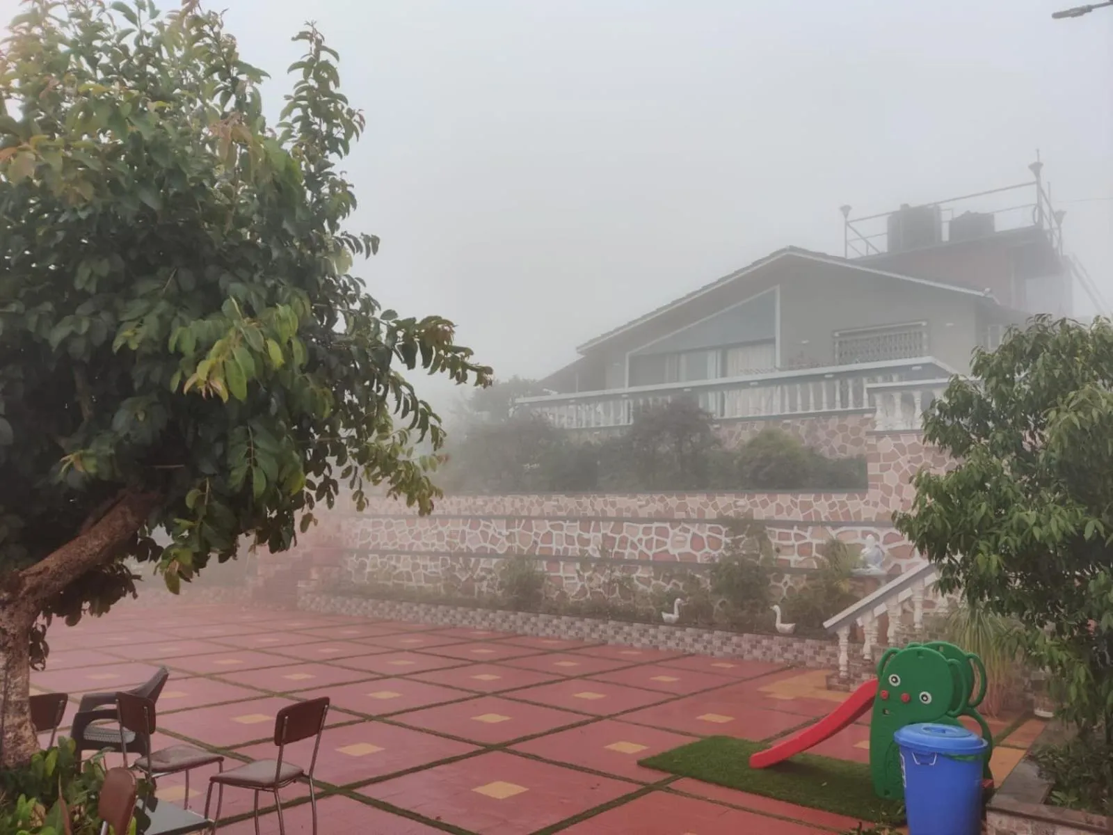 Hilltop Resort and Glamping Wai, Near Panchgani