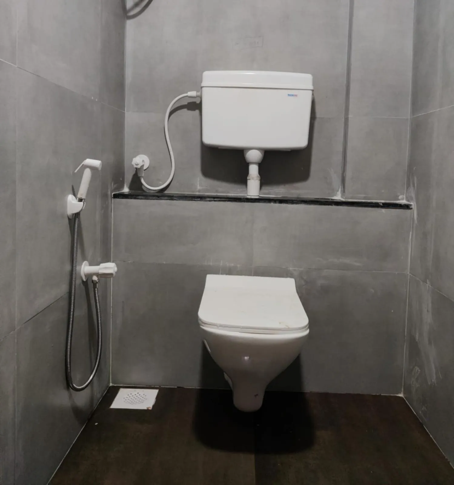 Toilet in Hilltop Resort and Glamping Wai, Near Panchgani