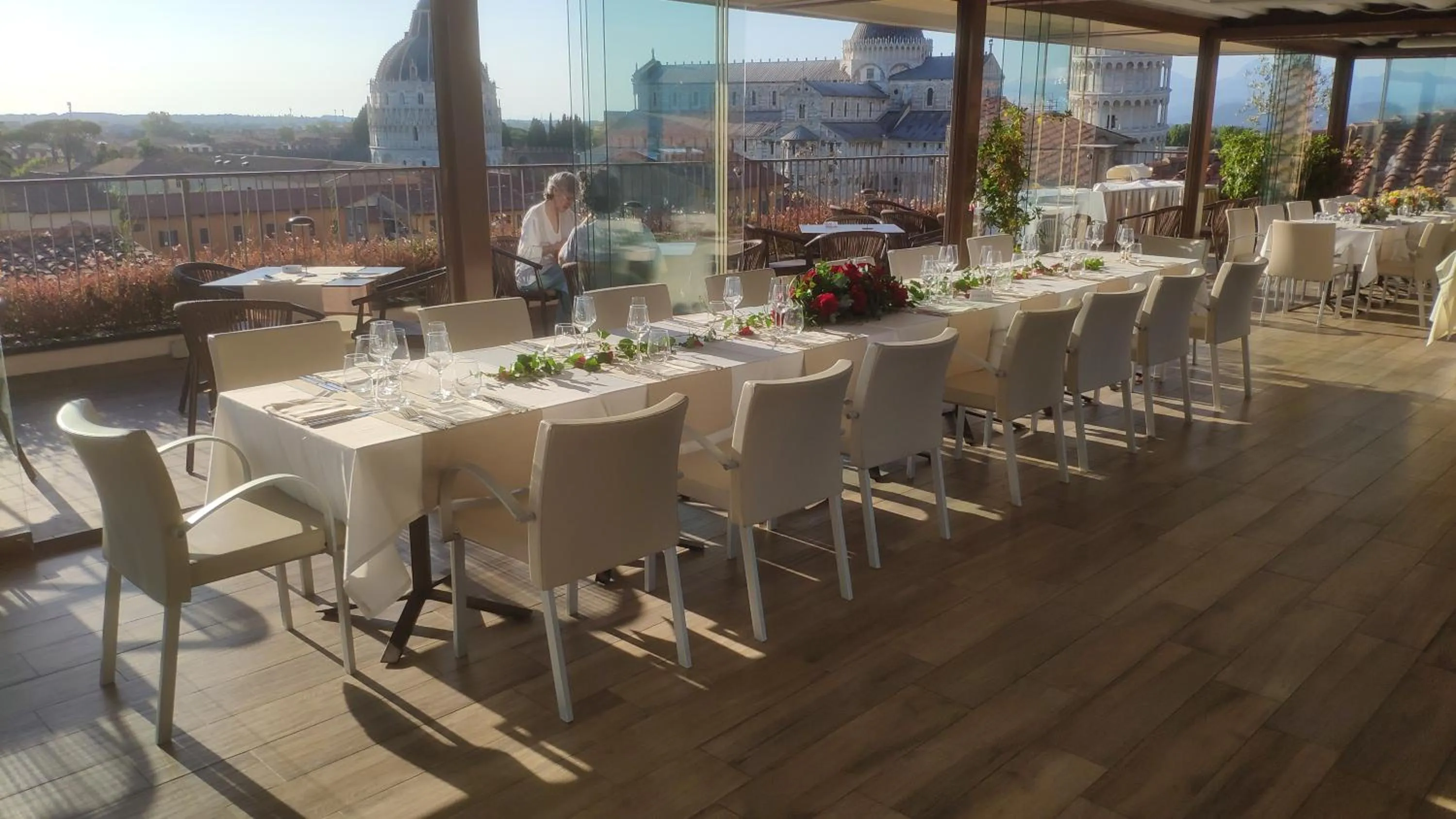 Restaurant/places to eat in Grand Hotel Duomo