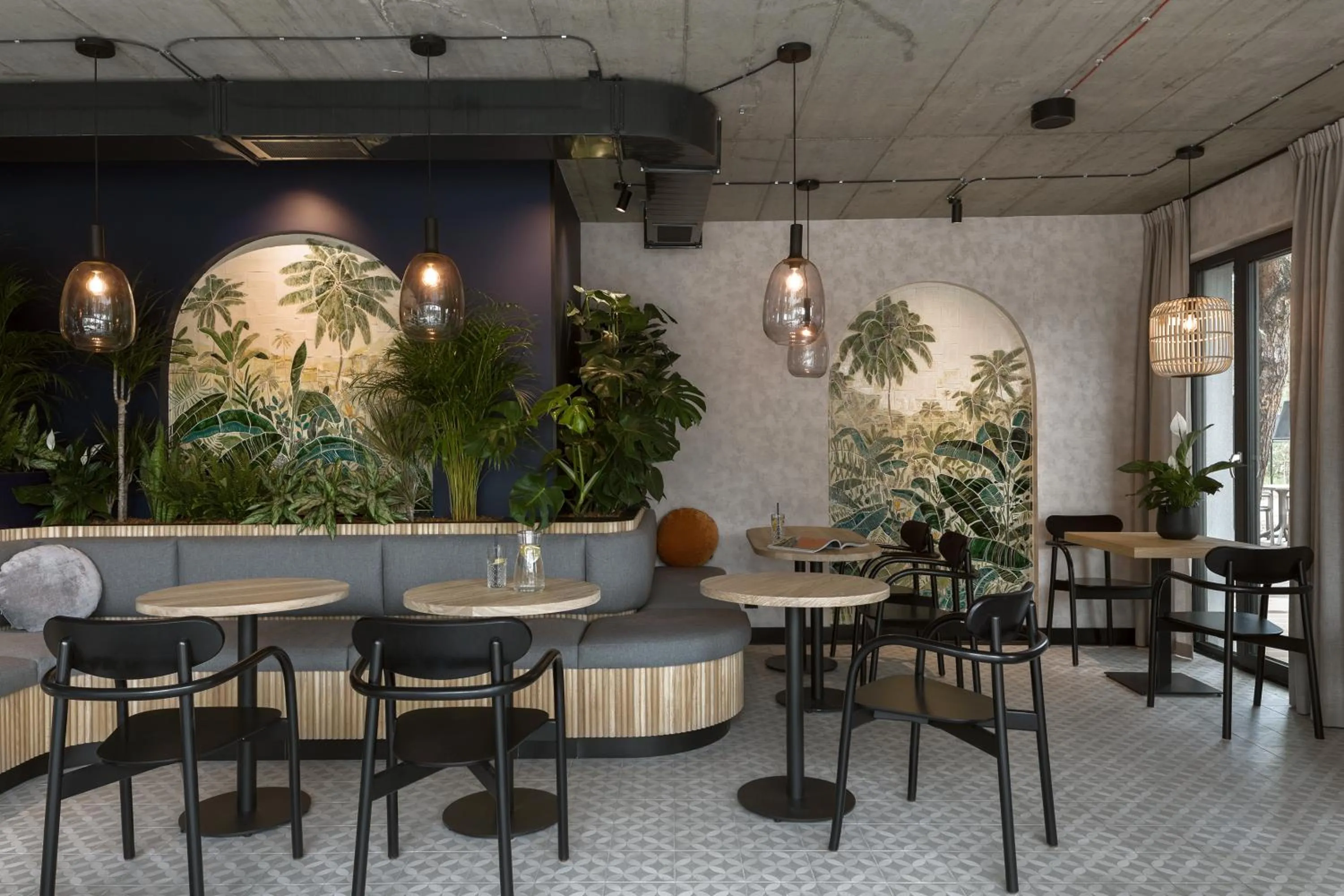 Lounge or bar in Hotel Saltic Resort & Spa Łeba