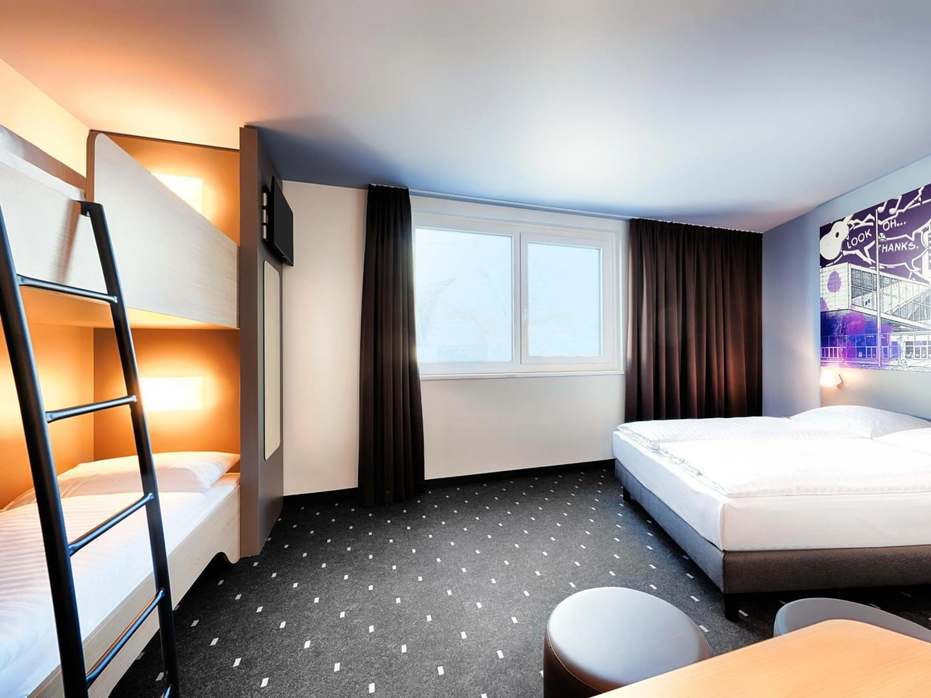 Photo of the whole room, Bed in B&B Hotel Wien-Stadthalle
