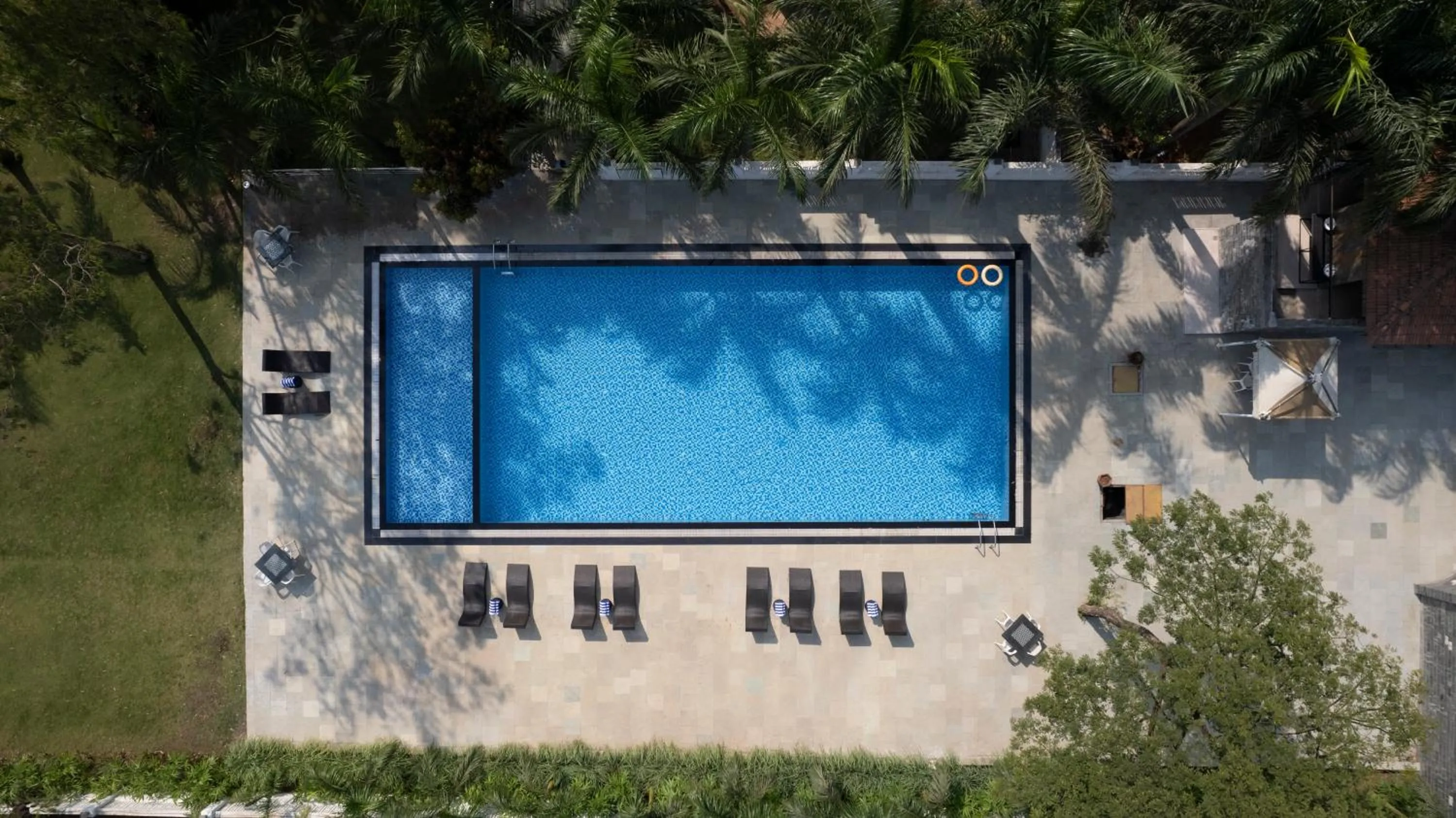 Swimming pool in Sterling Stolen Heaven Lonavala