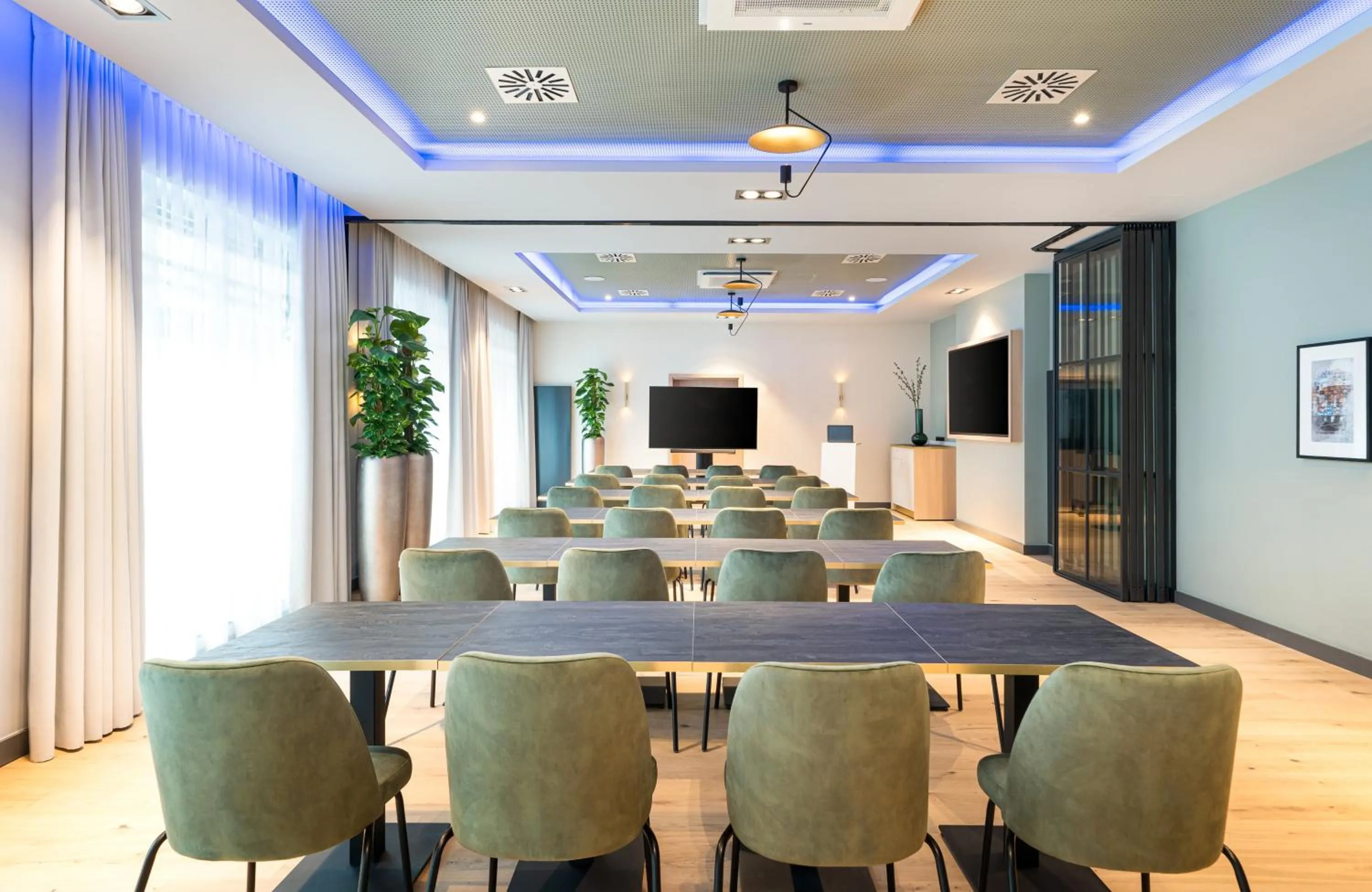 Meeting/conference room in Leonardo Hotel Hamburg Altona