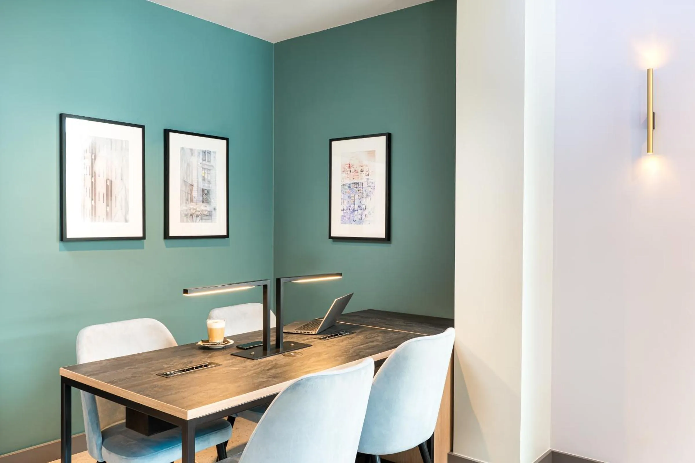 Business facilities in Leonardo Hotel Hamburg Altona