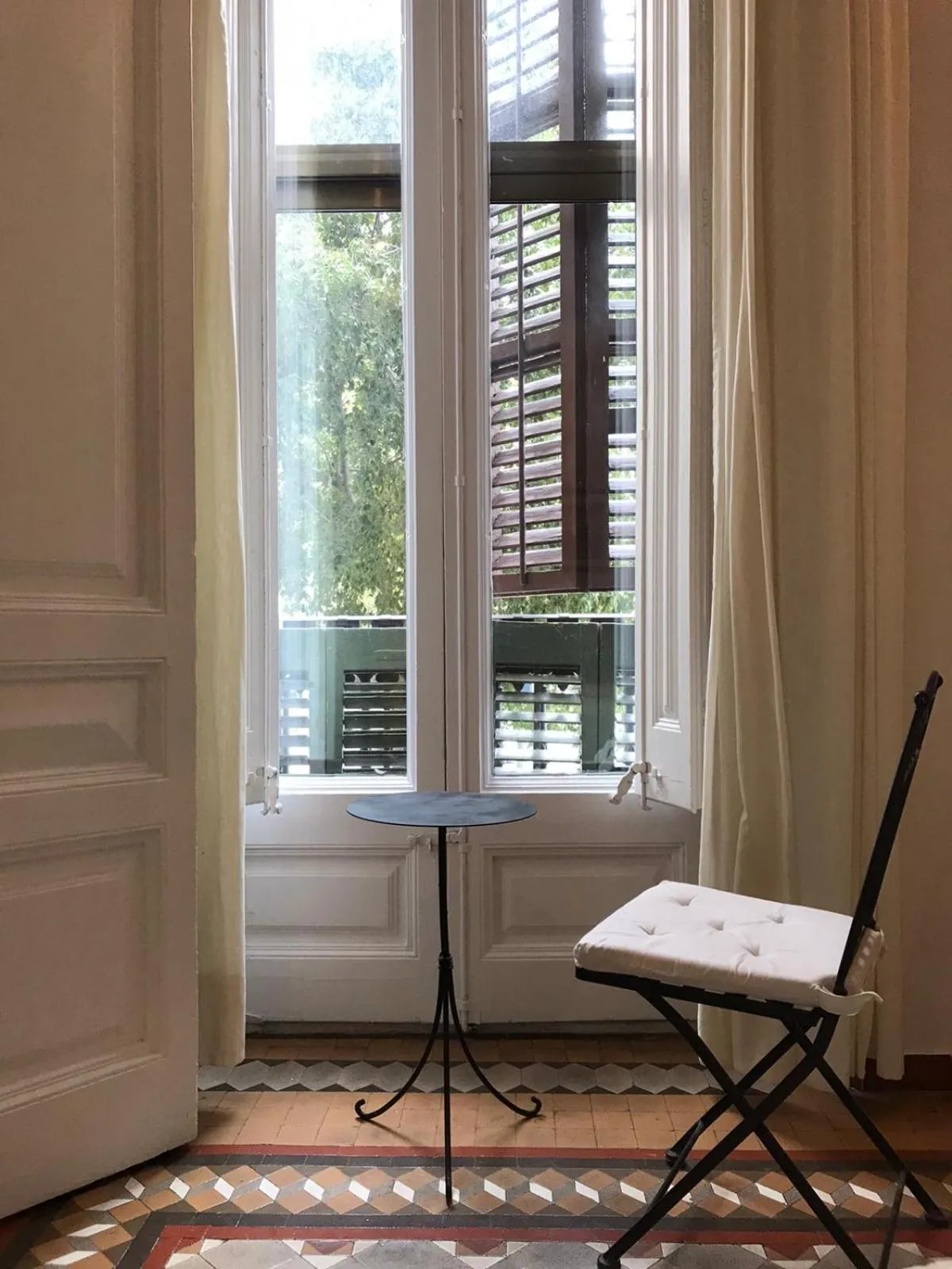 Seating area in Casa Consell Bailen, Guest House