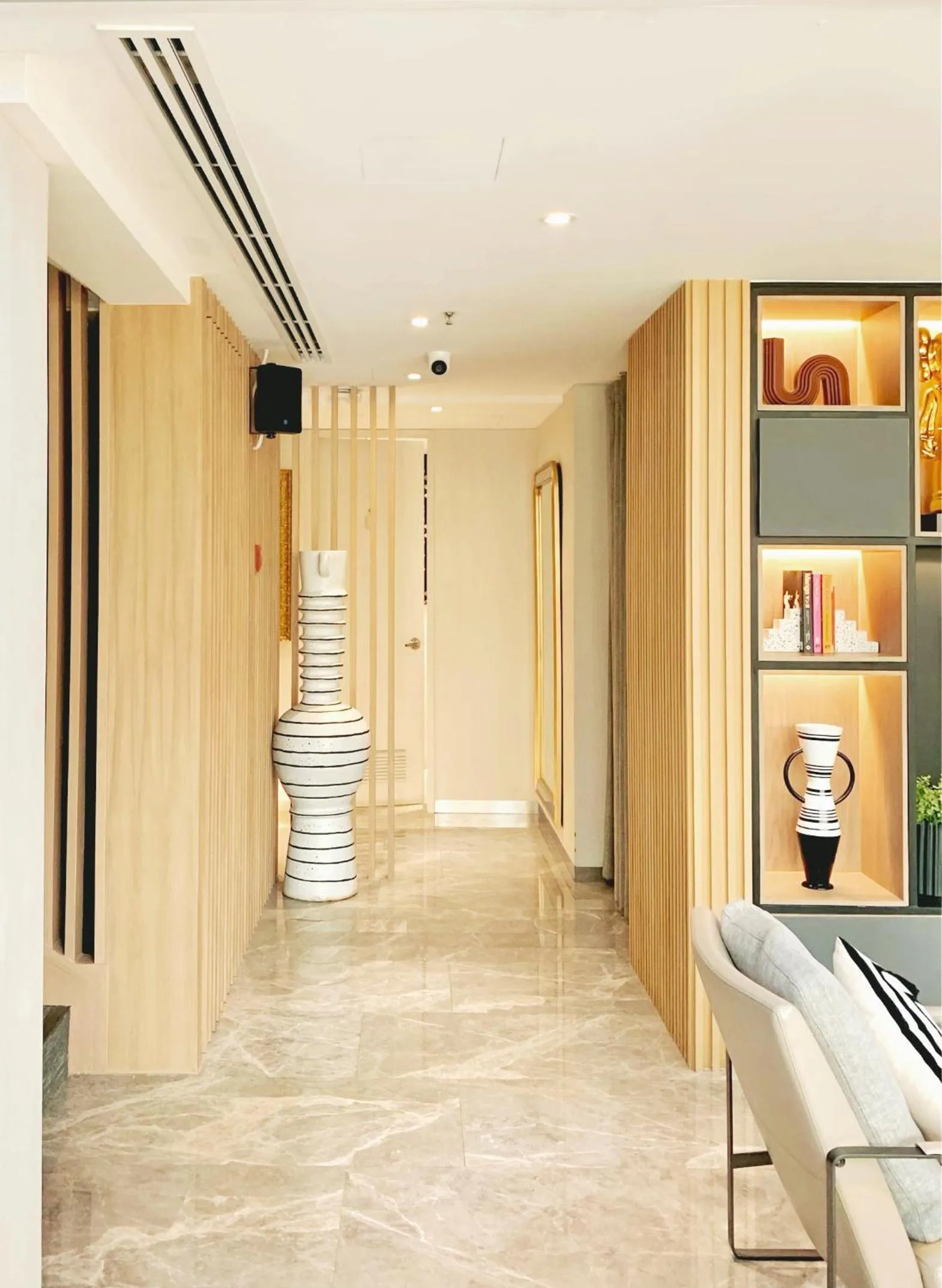 Toilet in SQ Boutique Hotel