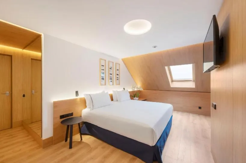 Bed in Eurostars Pórtico Alicante