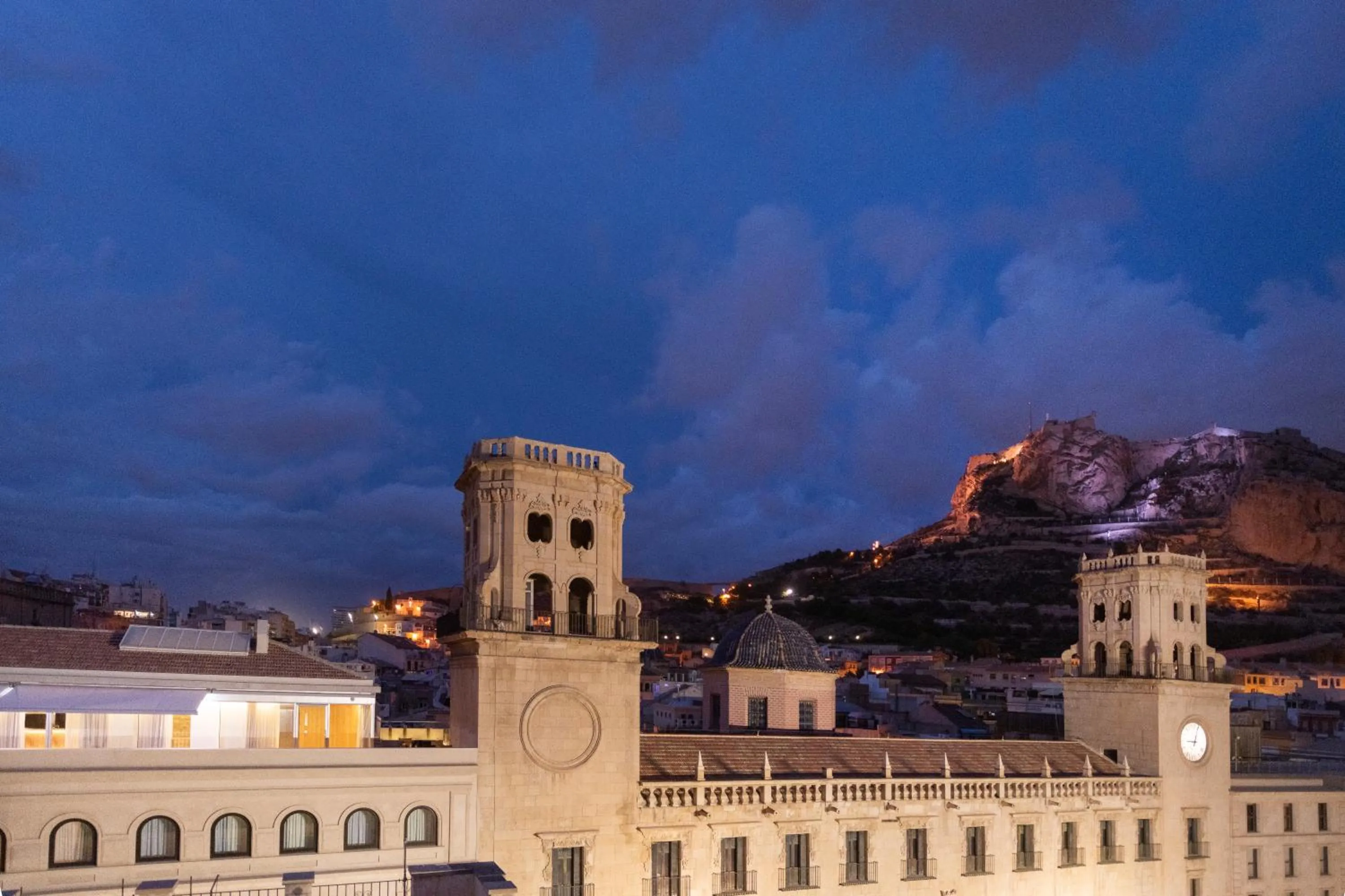 Nearby landmark in Eurostars Pórtico Alicante