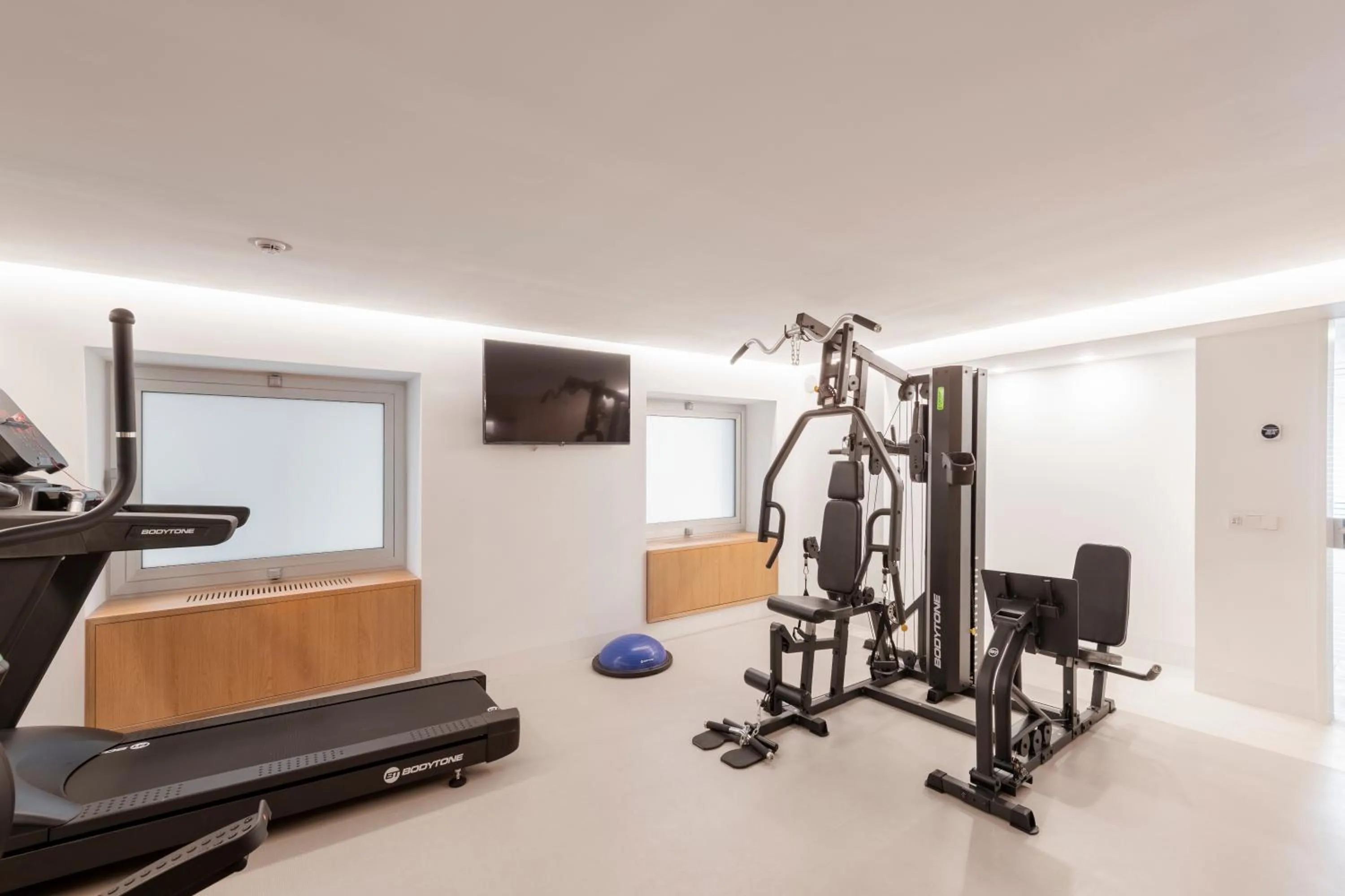 Fitness centre/facilities in Eurostars Pórtico Alicante
