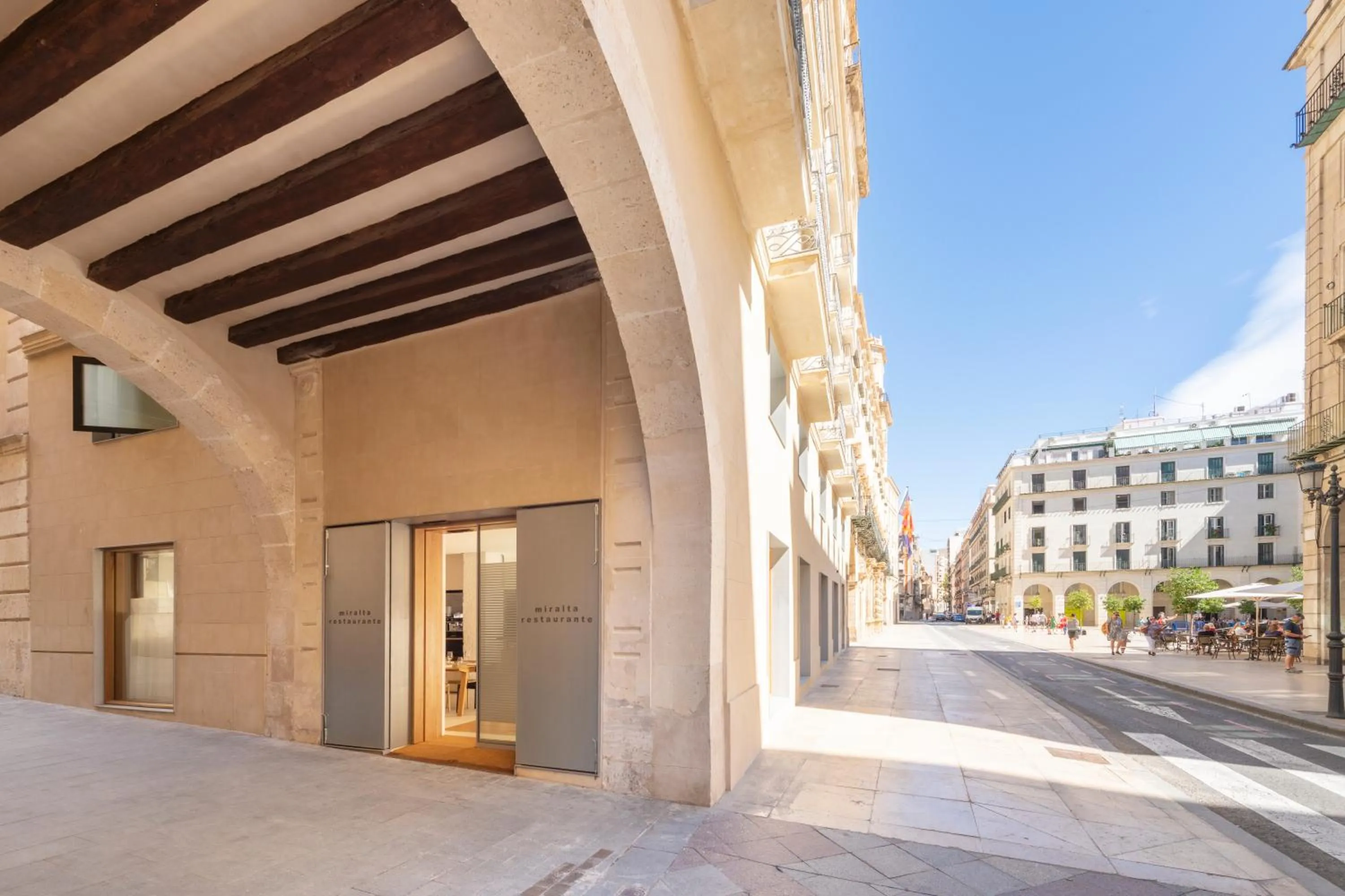 Restaurant/places to eat in Eurostars Pórtico Alicante