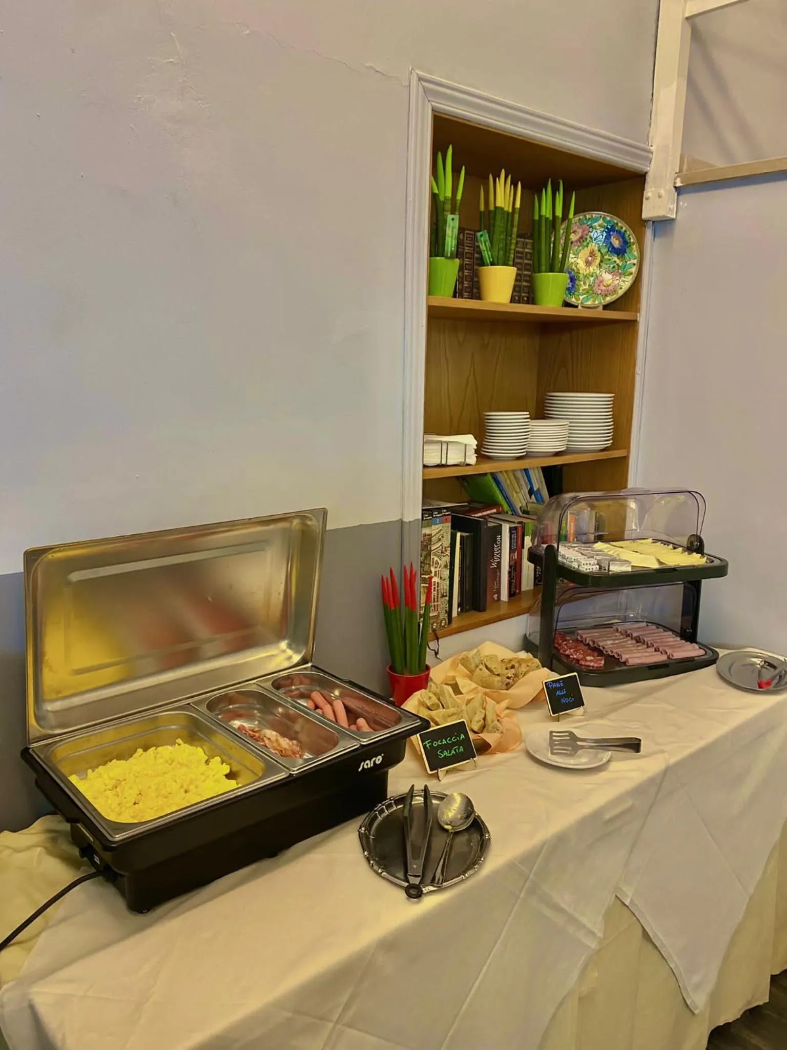 Breakfast in Hotel Gioia