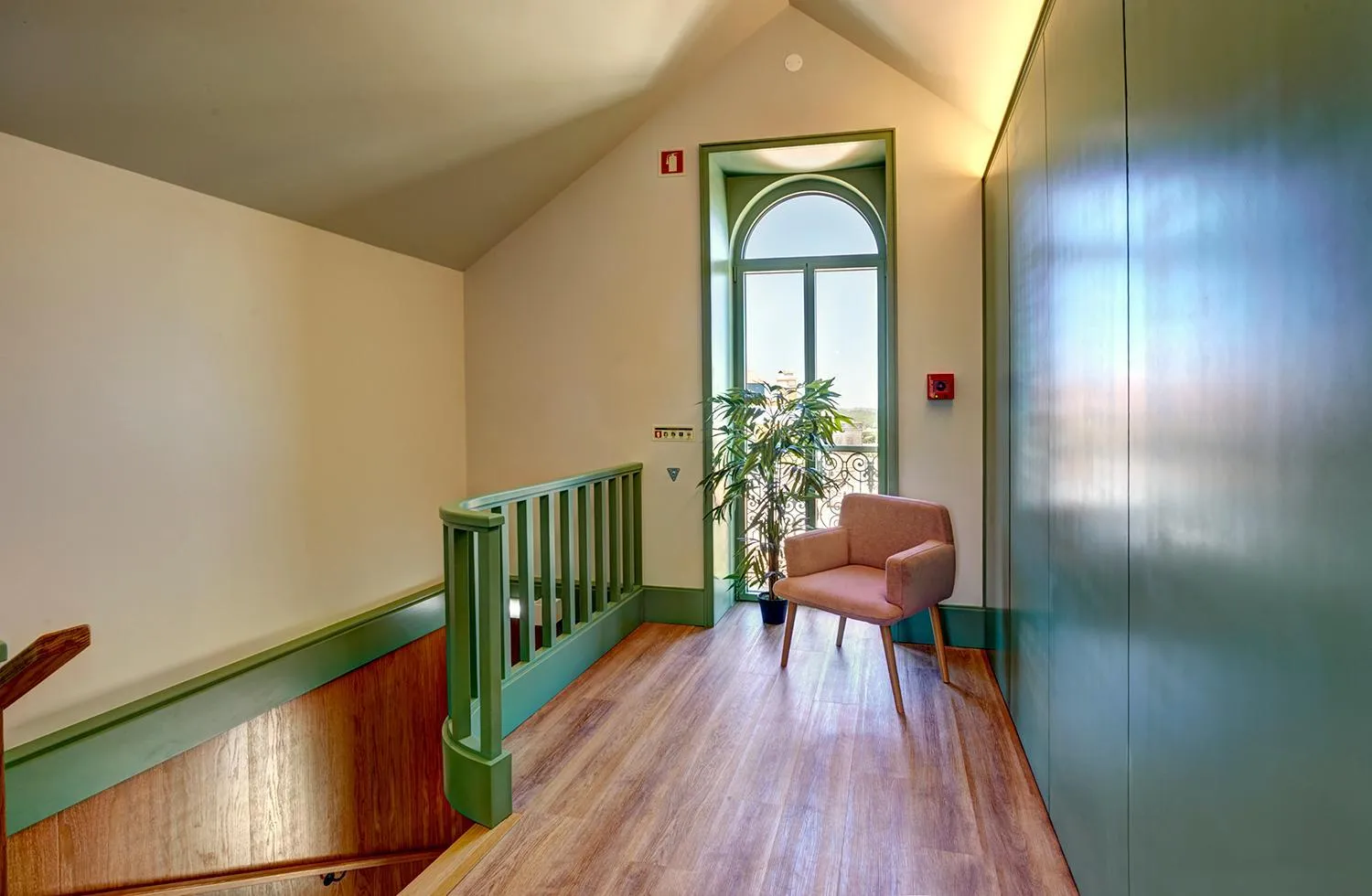 Property building in Sintra Green Chalet Bed & Breakfast