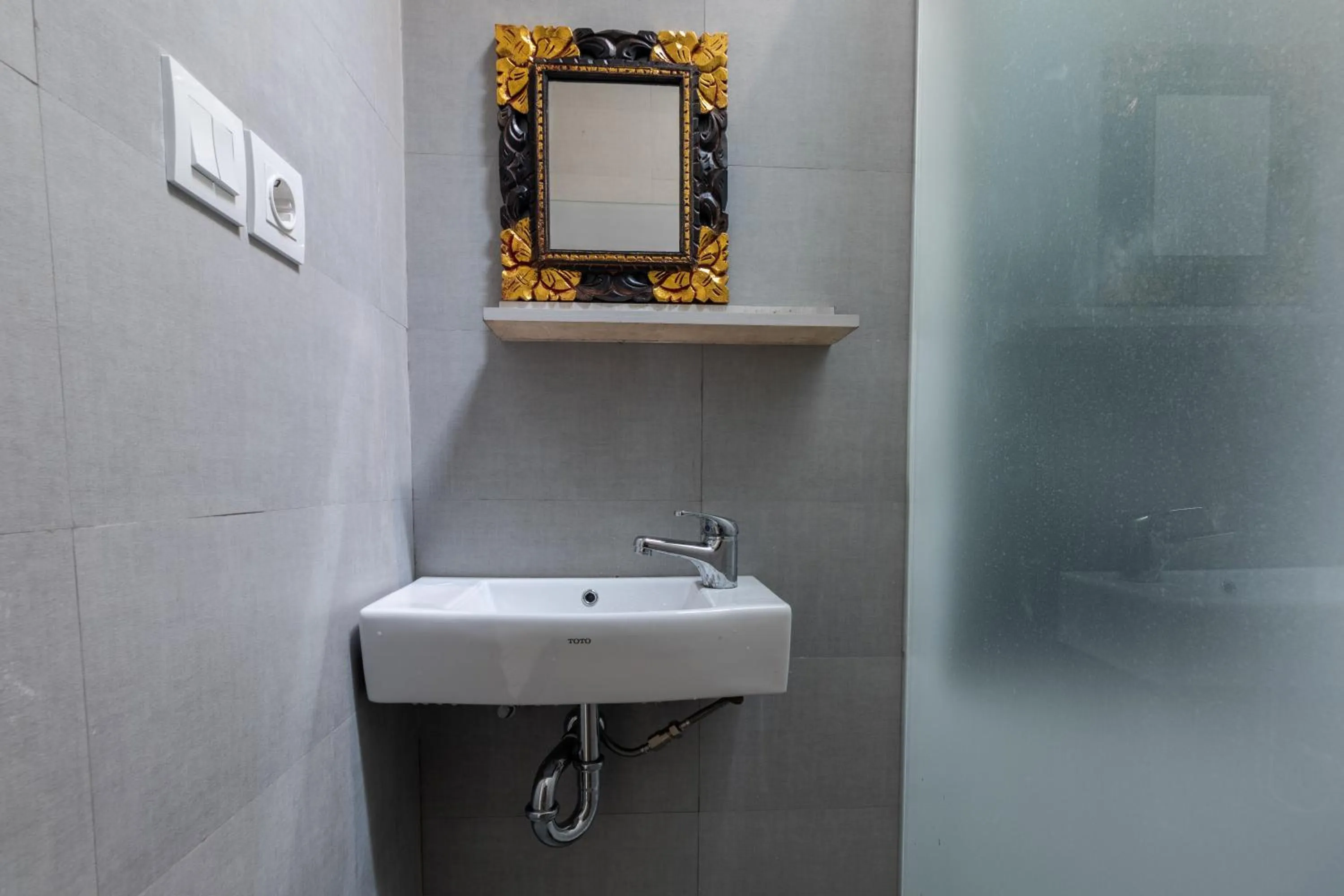 Bathroom in Josh Guest House