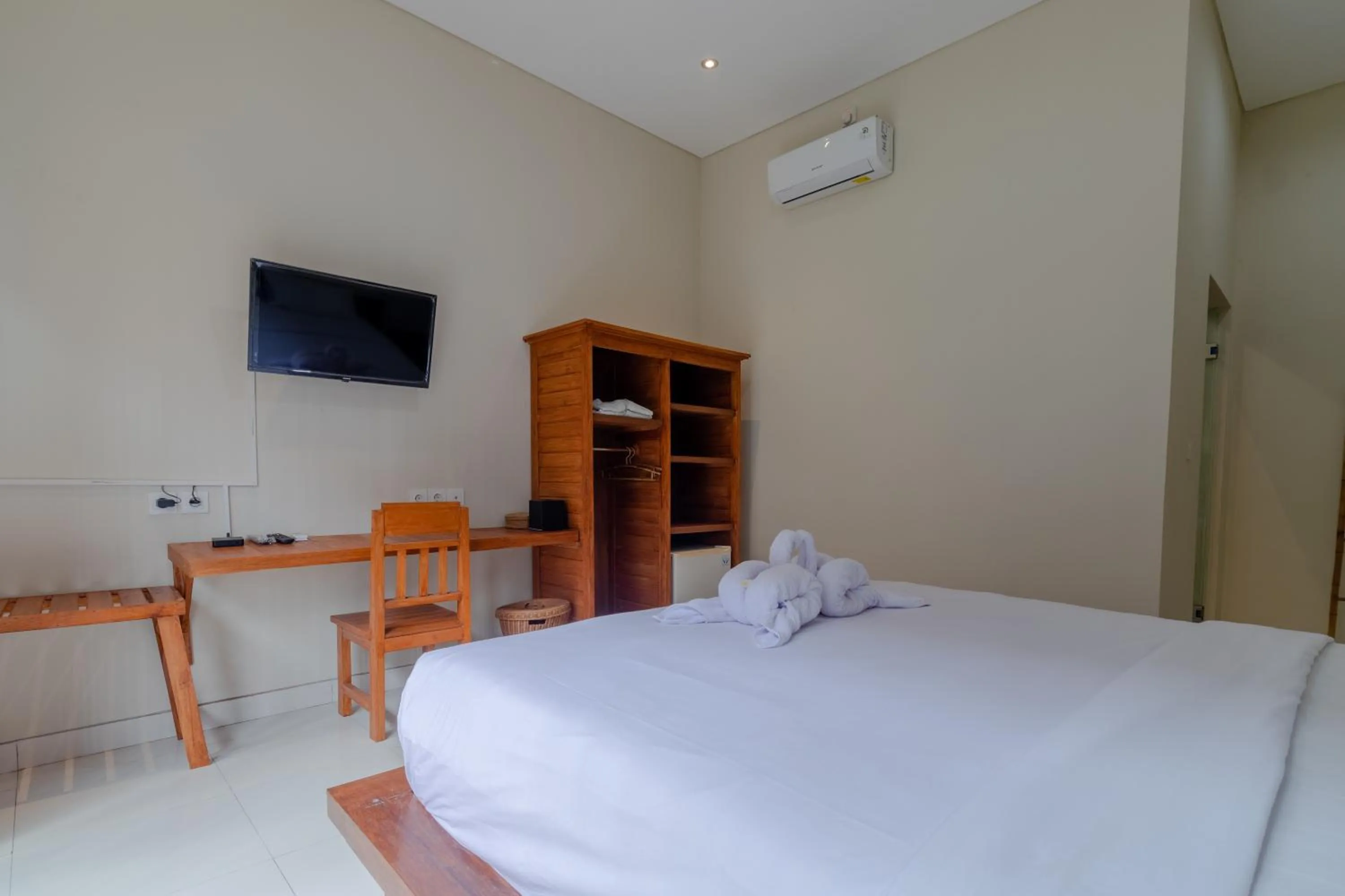 Bedroom, Bed in Josh Guest House