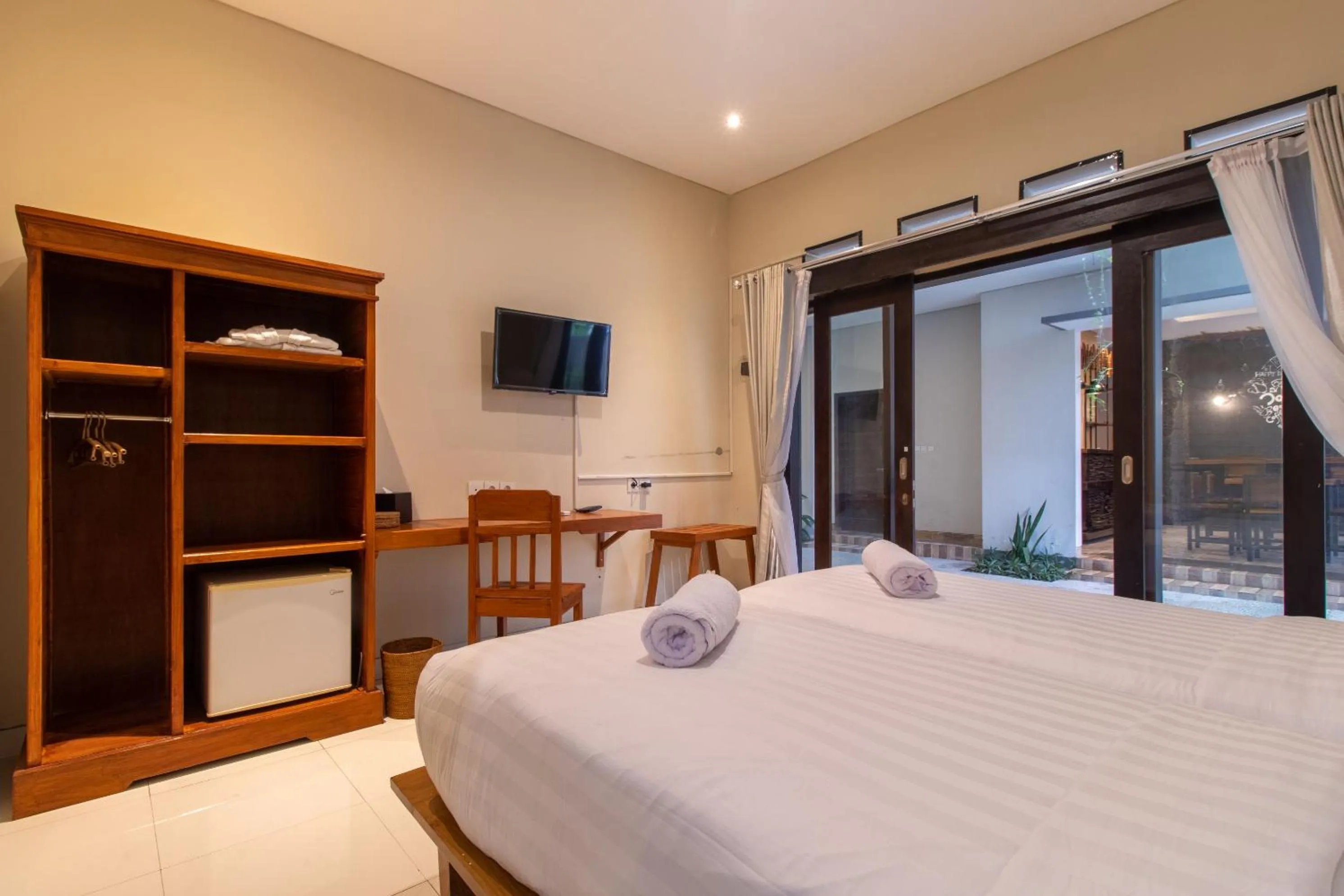 Bed in Josh Guest House