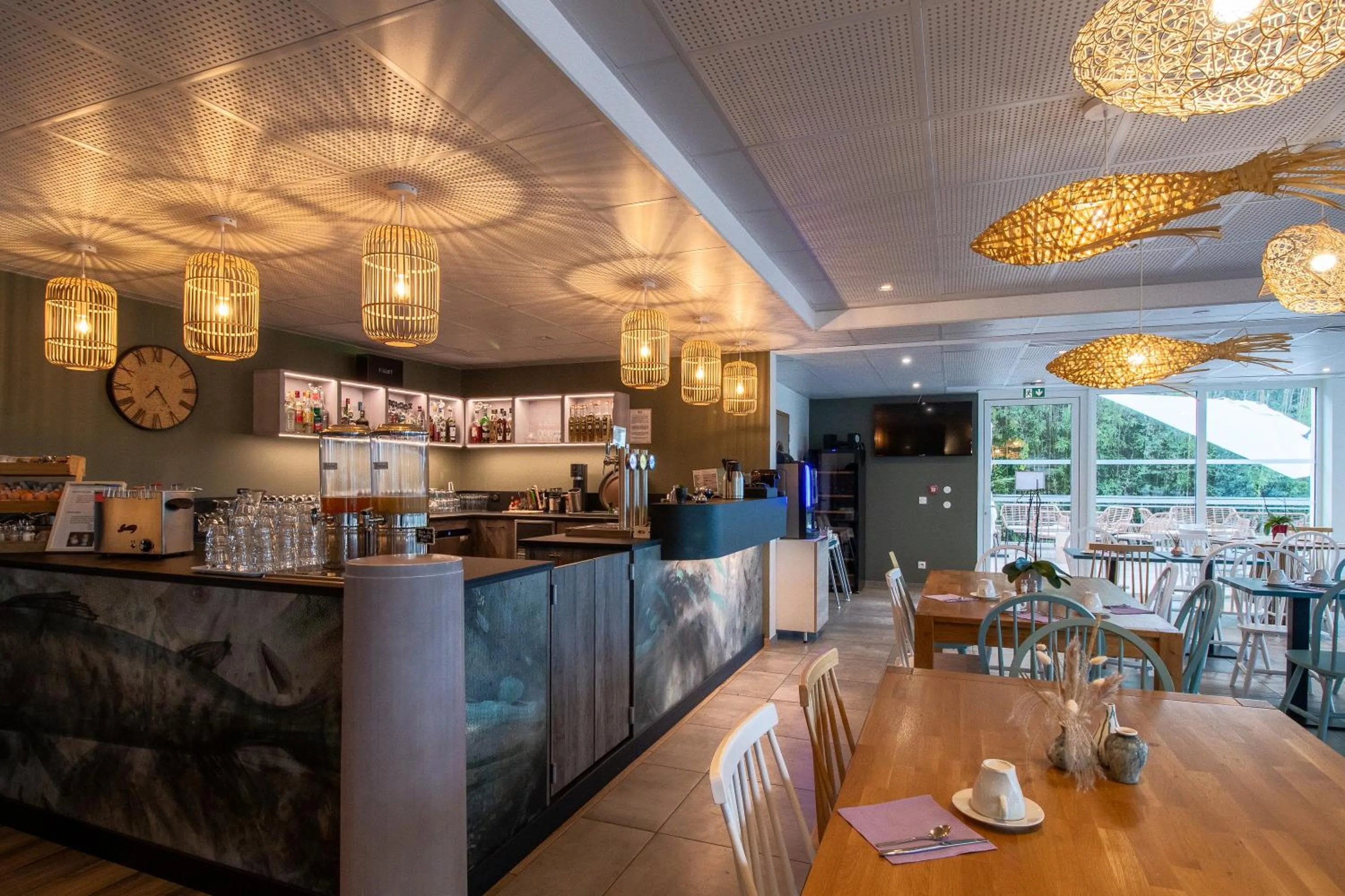 Lounge or bar in SHANA Hôtel & Résidence