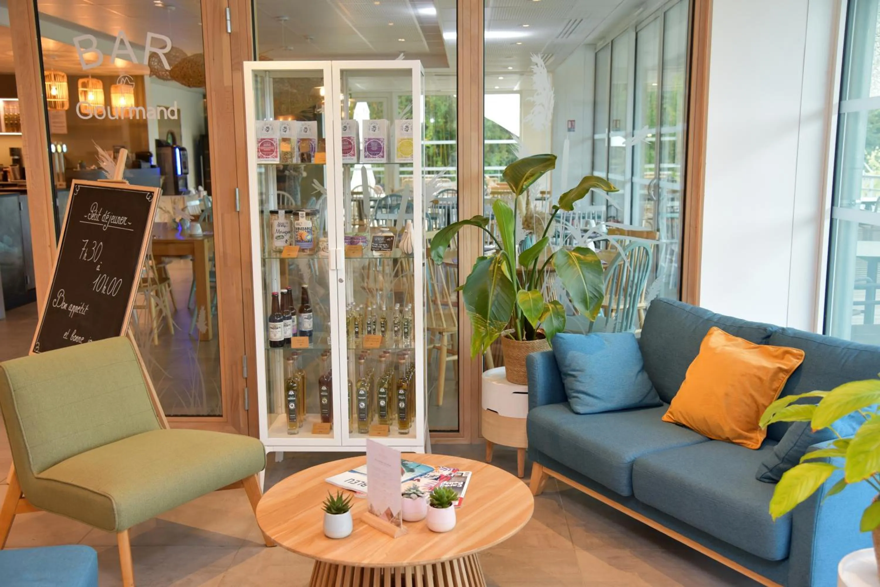 Living room in SHANA Hôtel & Résidence