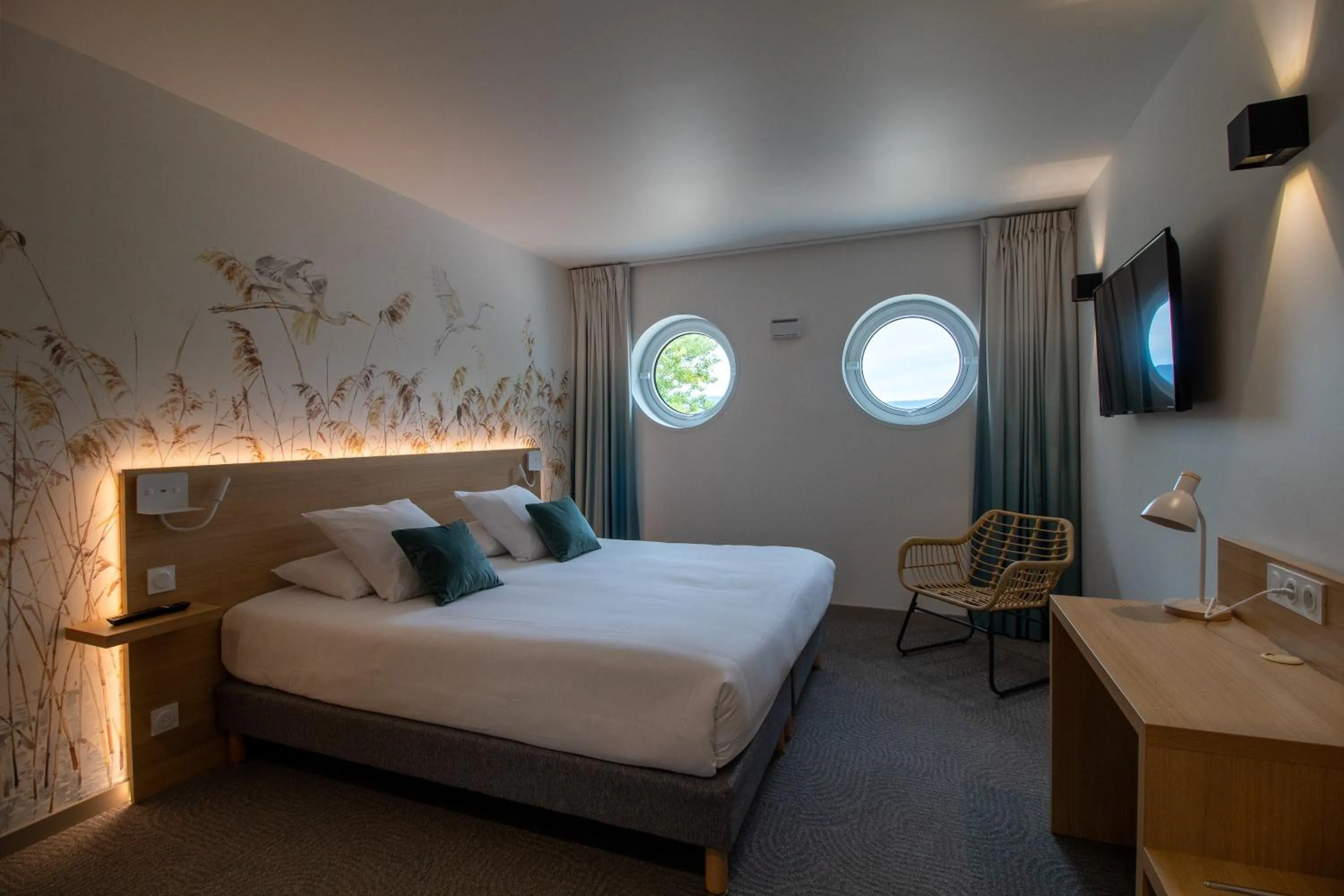 Bed in SHANA Hôtel & Résidence