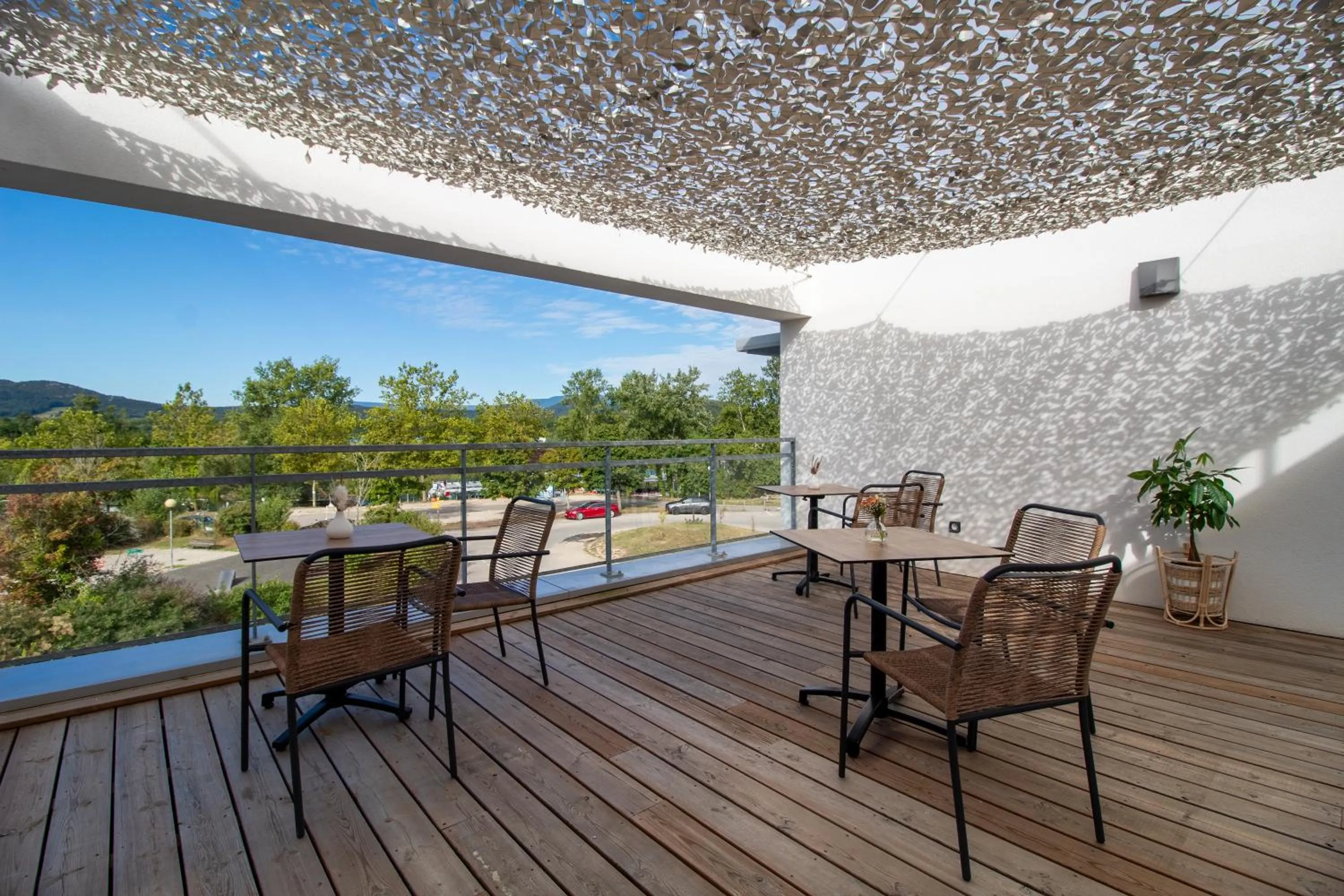 Balcony/Terrace in SHANA Hôtel & Résidence