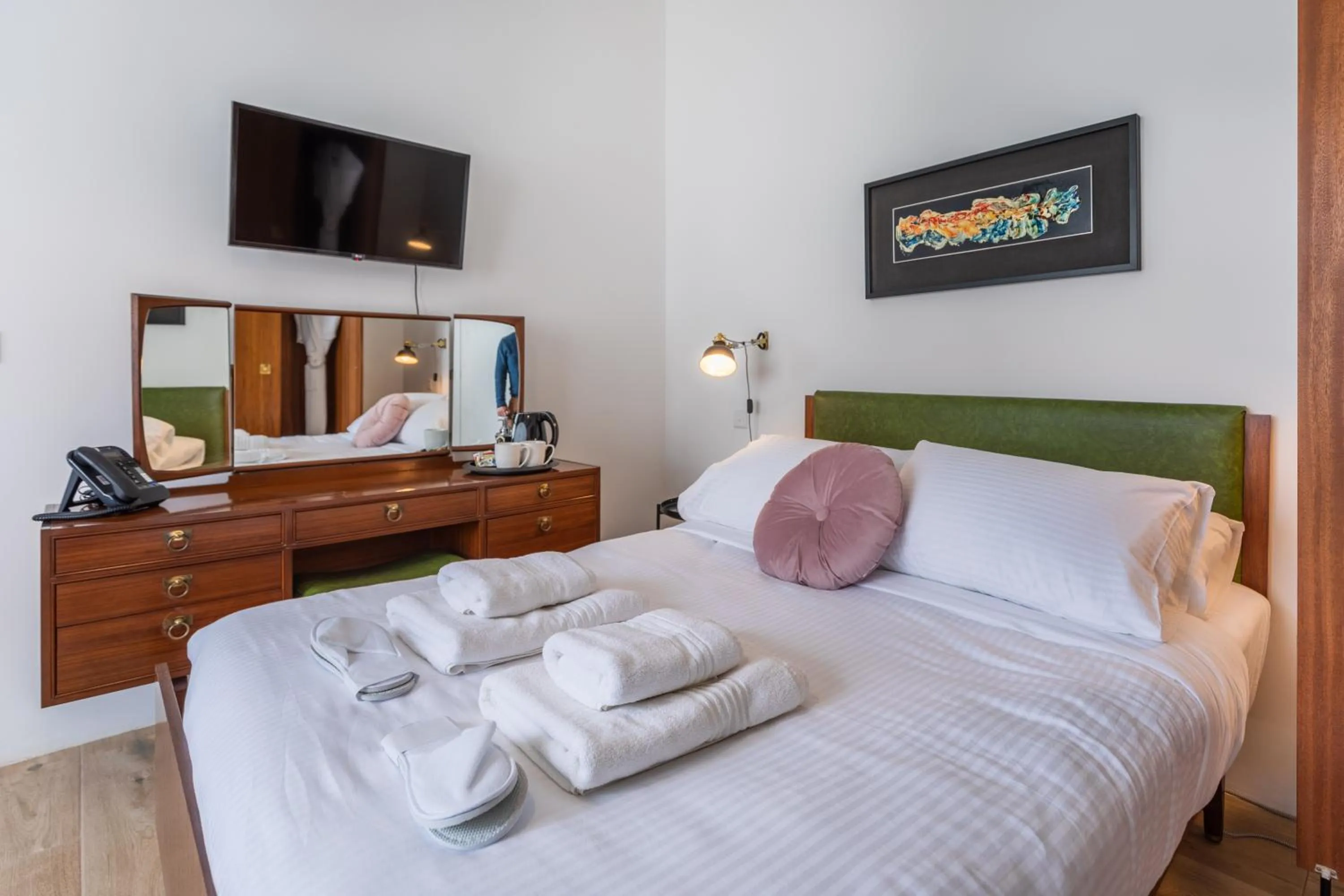 Bed in Mosta Dome B&B