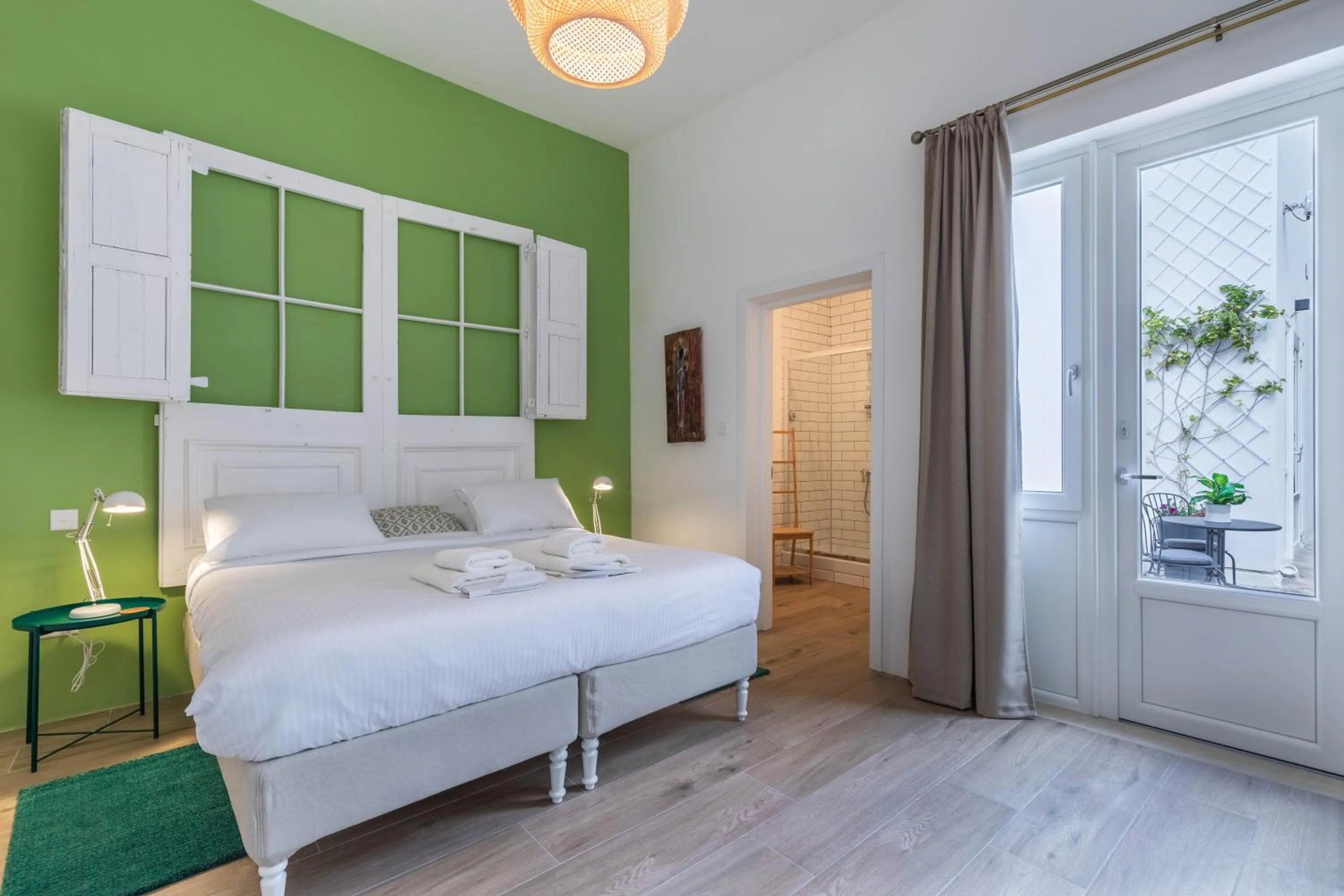 Bed in Mosta Dome B&B