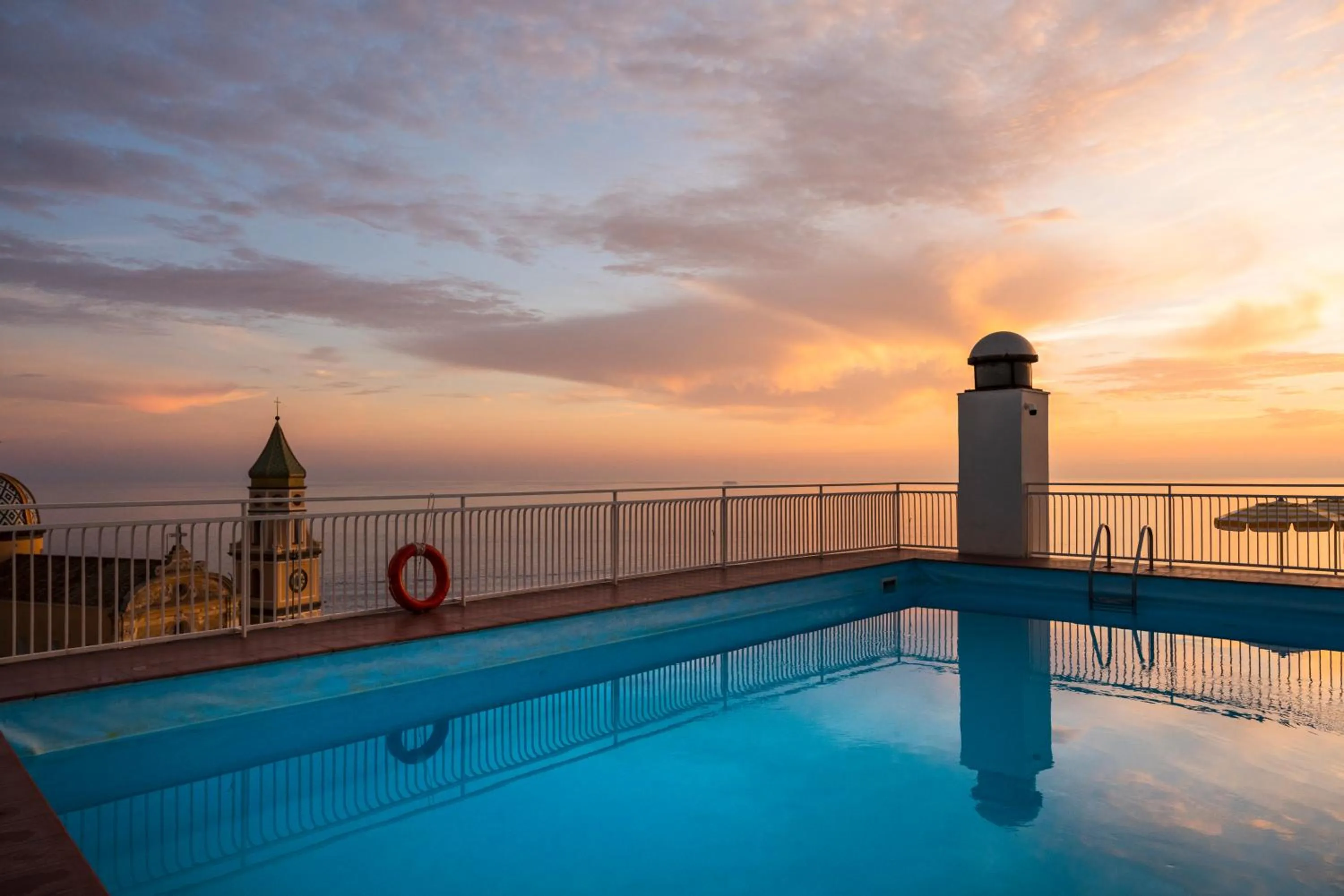 Swimming pool in Tramonto d'Oro