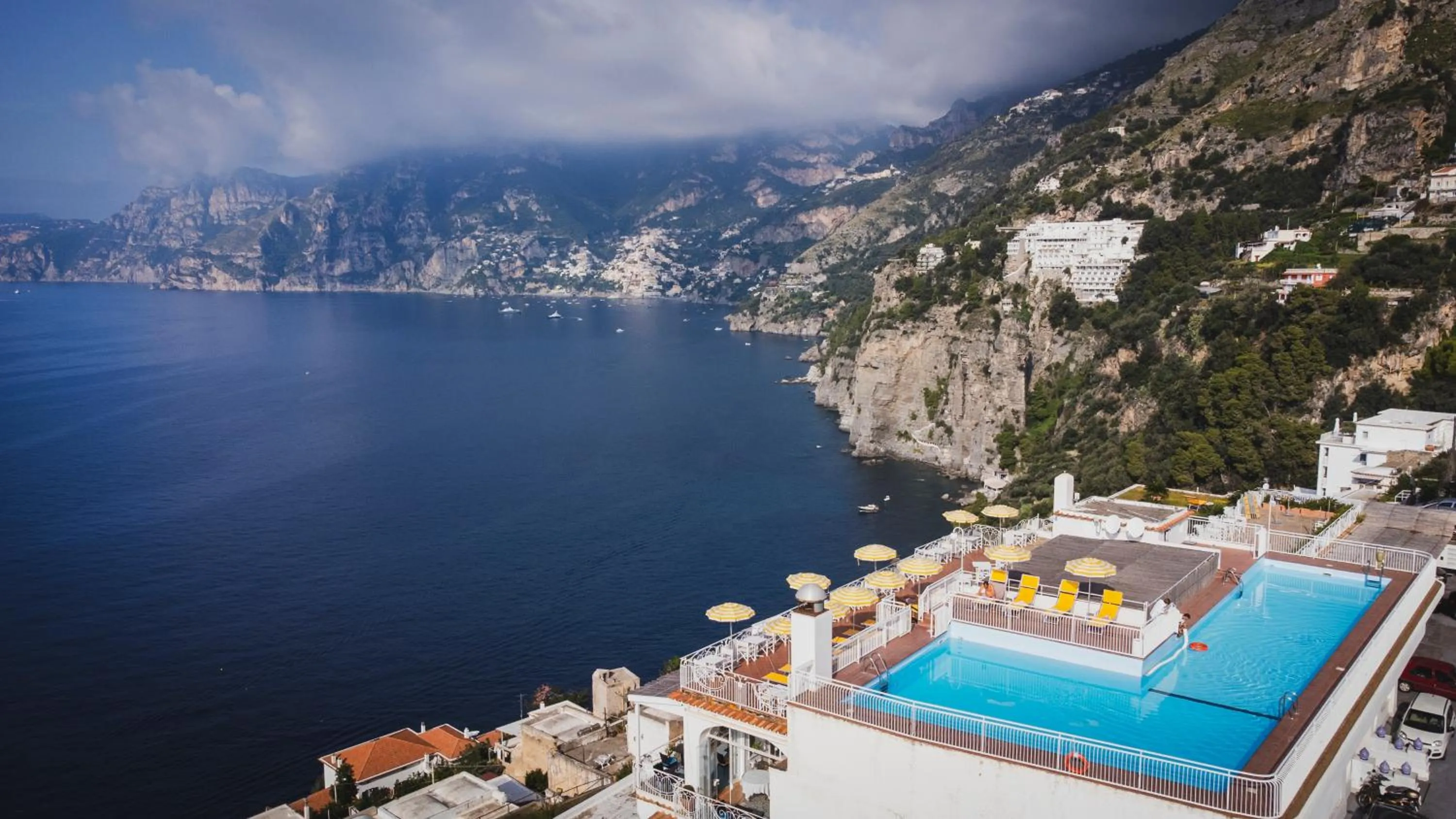 Bird's eye view in Tramonto d'Oro