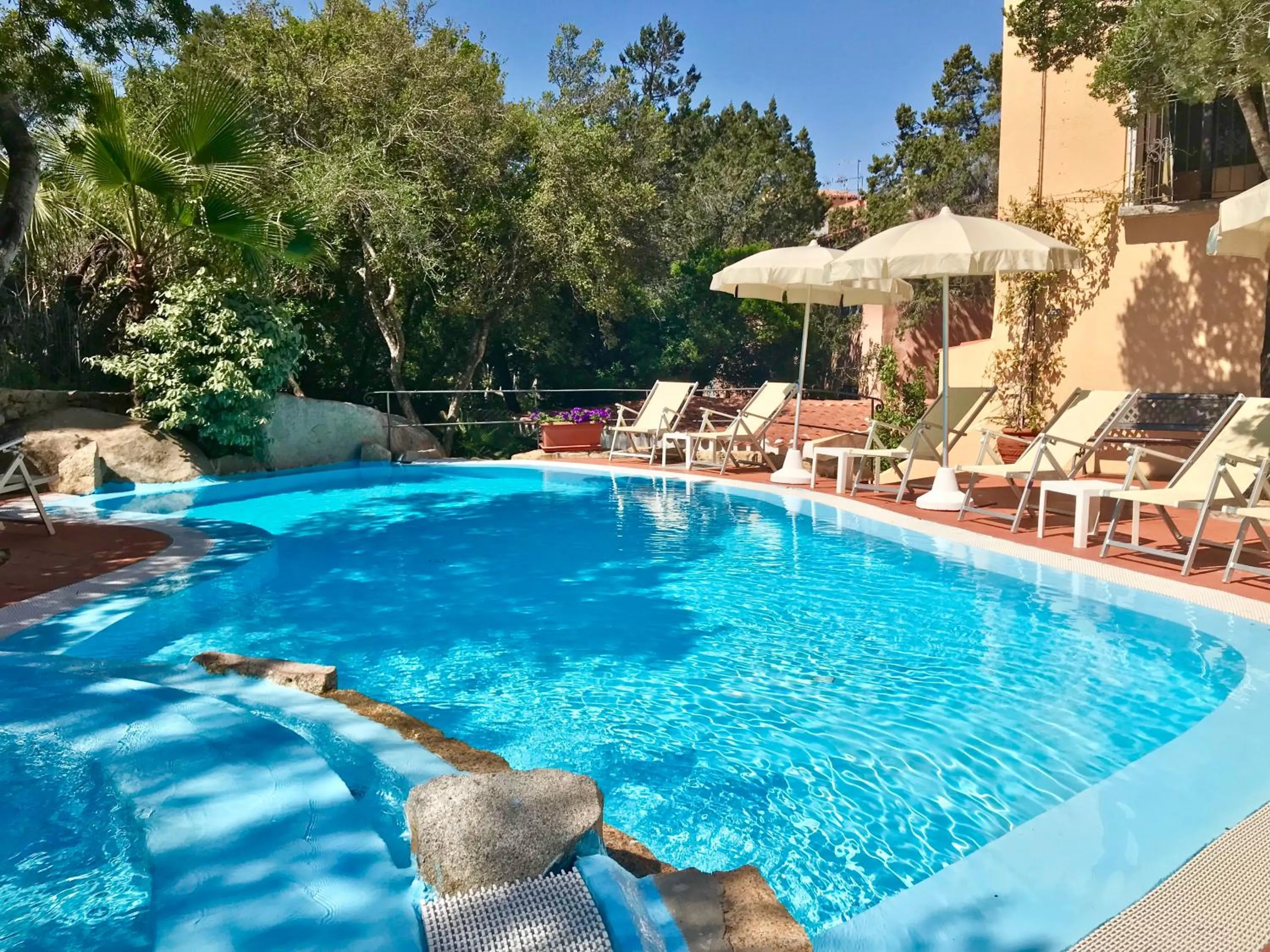 Swimming pool in Hotel Colonna San Marco