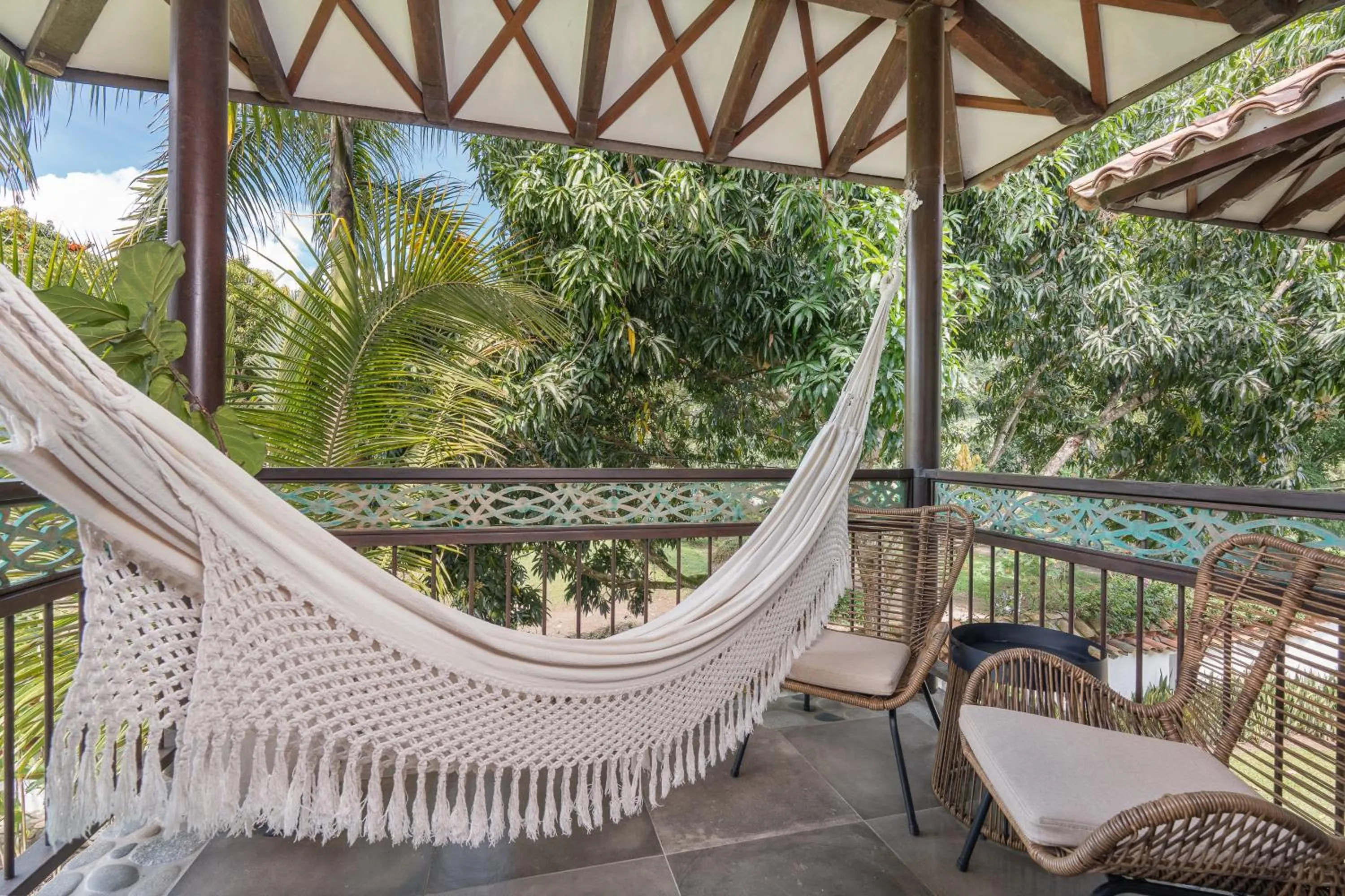 Balcony/Terrace in Casa Jacaranda Hotel Boutique -Cauca Viejo- Mayores de 14 años