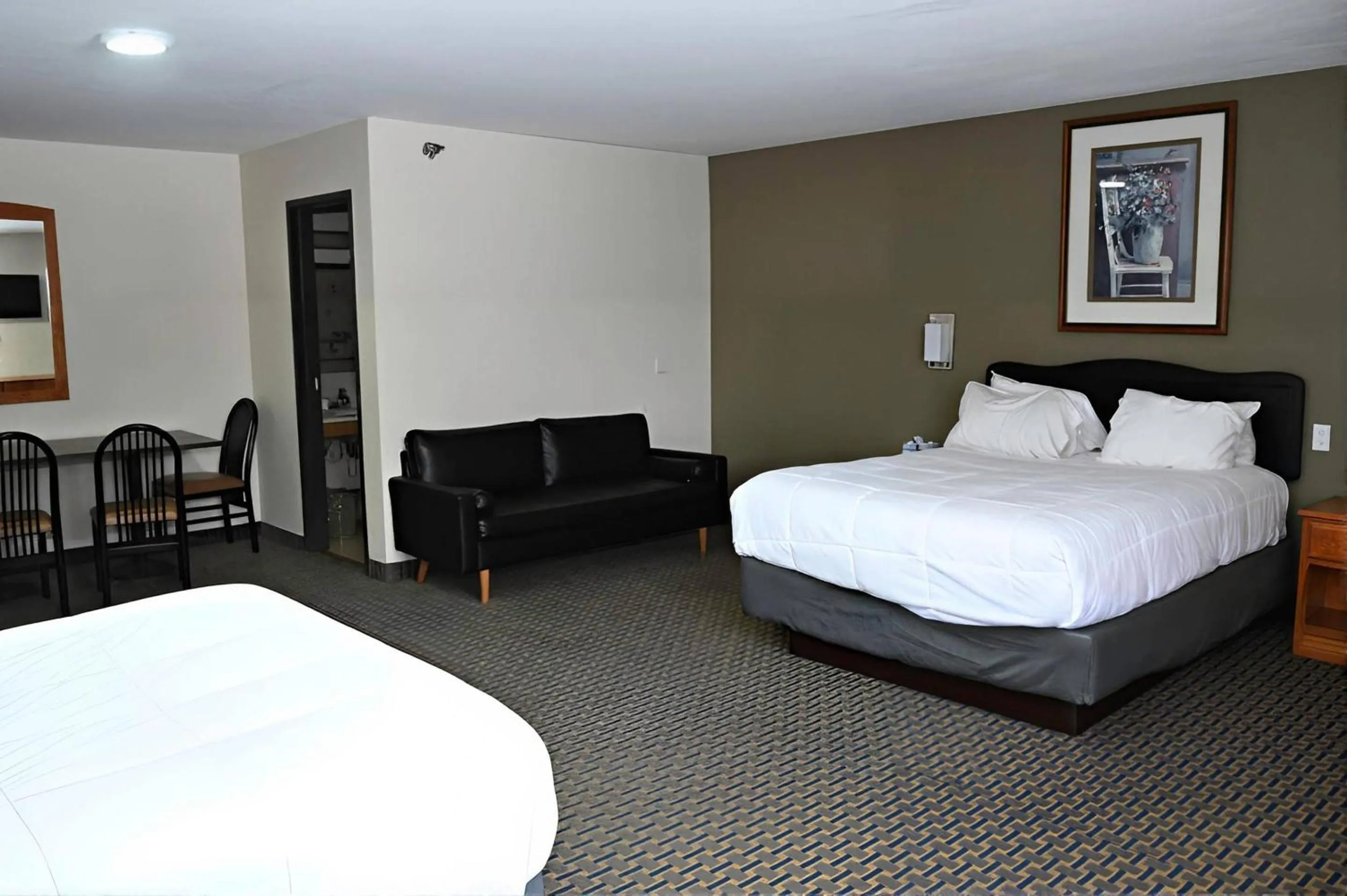 Bedroom, Bed in Rodeway Inn Hibbing