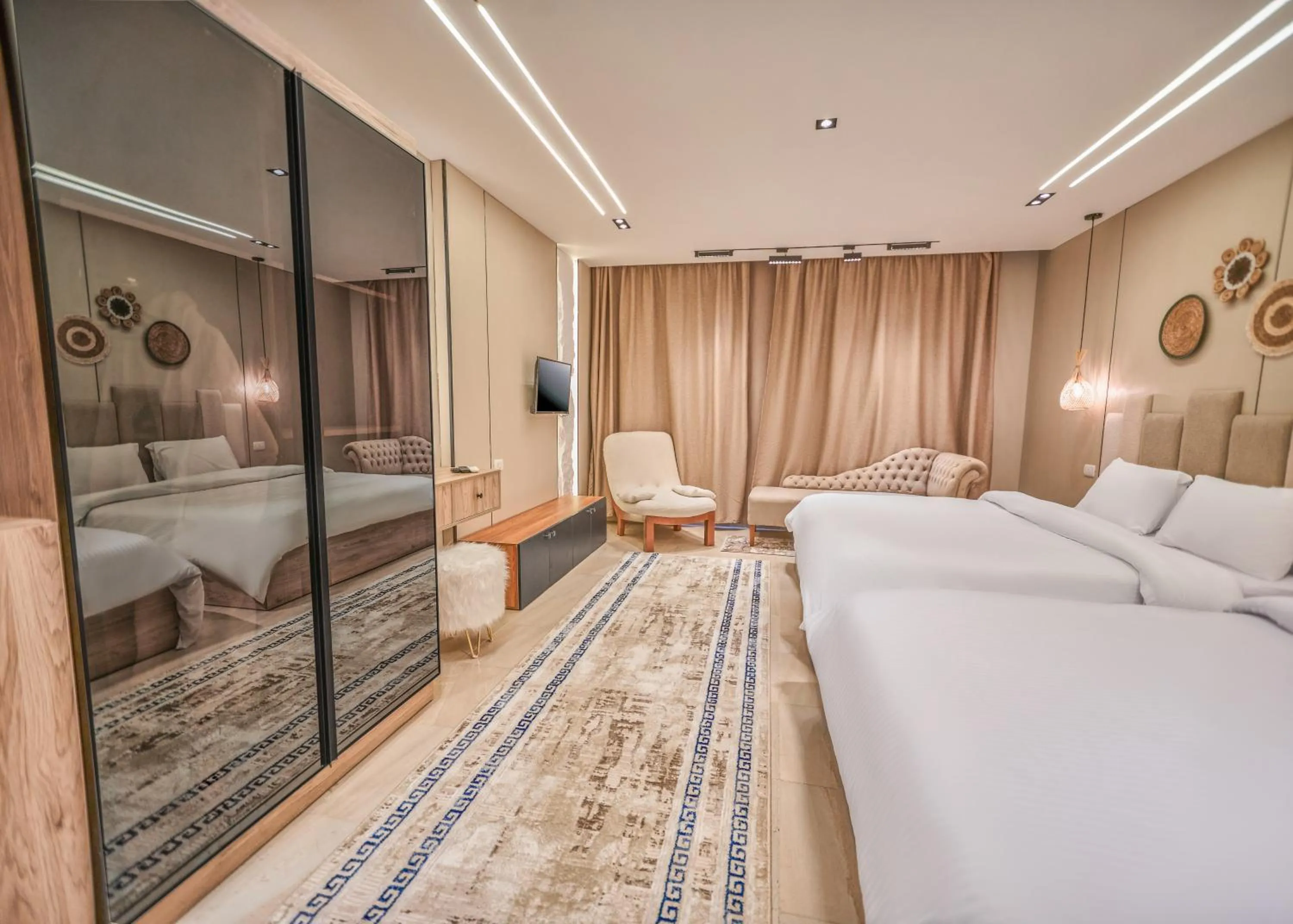 Bed in Pyramids Height Hotel & Pyramids Master Scene Rooftop