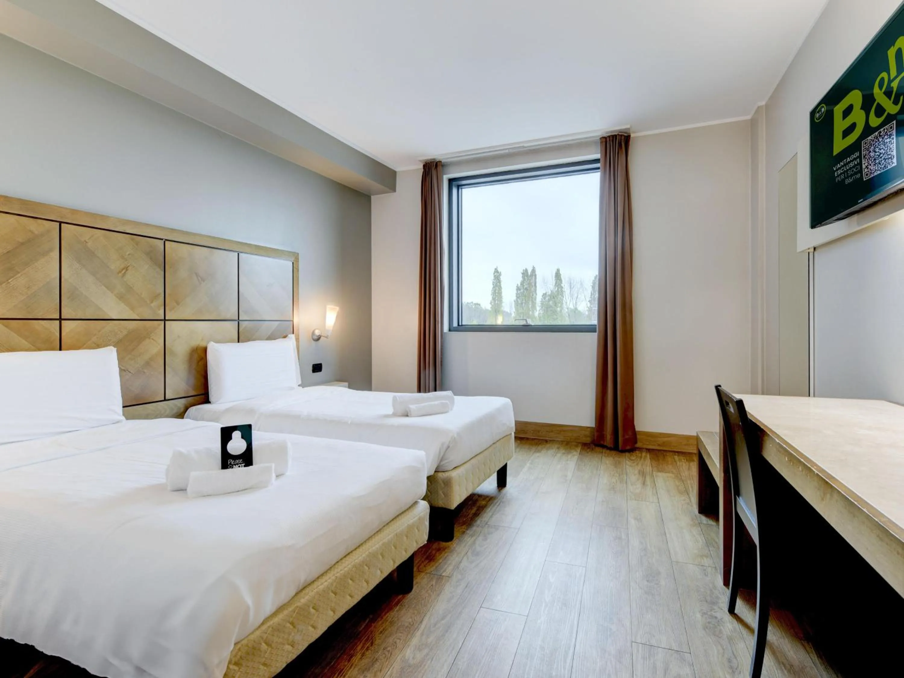 Photo of the whole room, Bed in B&B HOTEL Padova