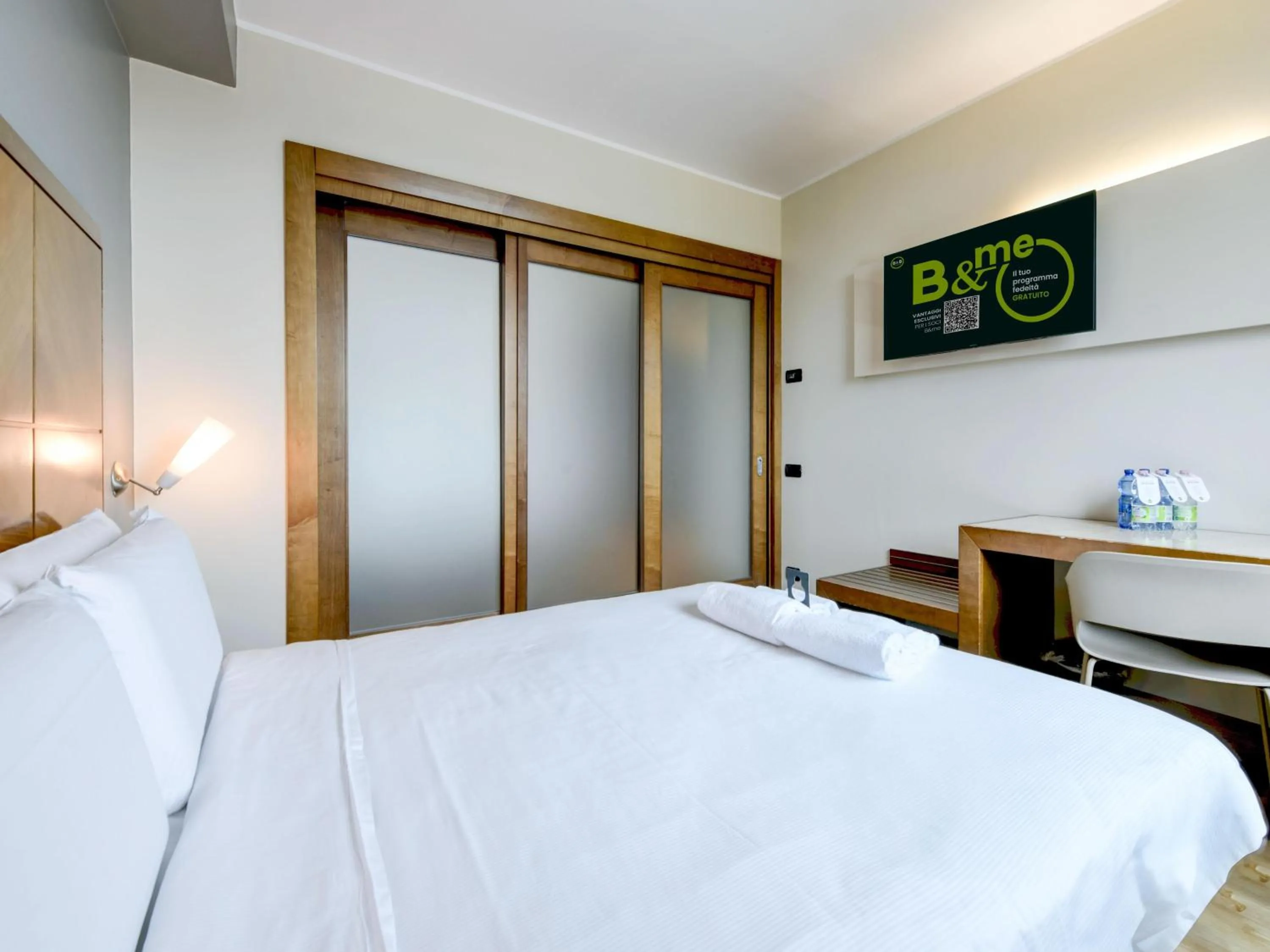 Photo of the whole room, Bed in B&B HOTEL Padova