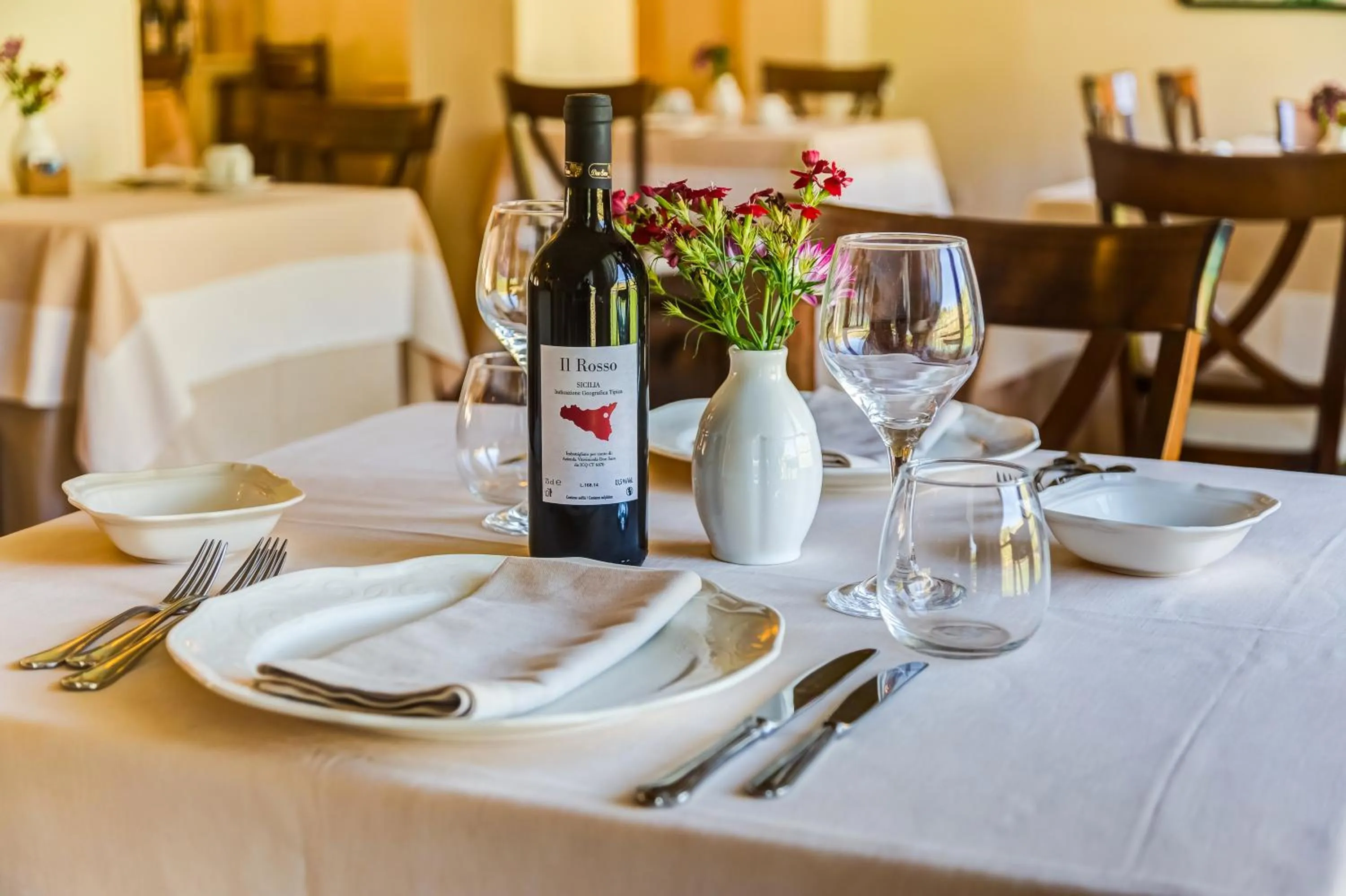 Dining area in La Casa delle Monache Country Resort