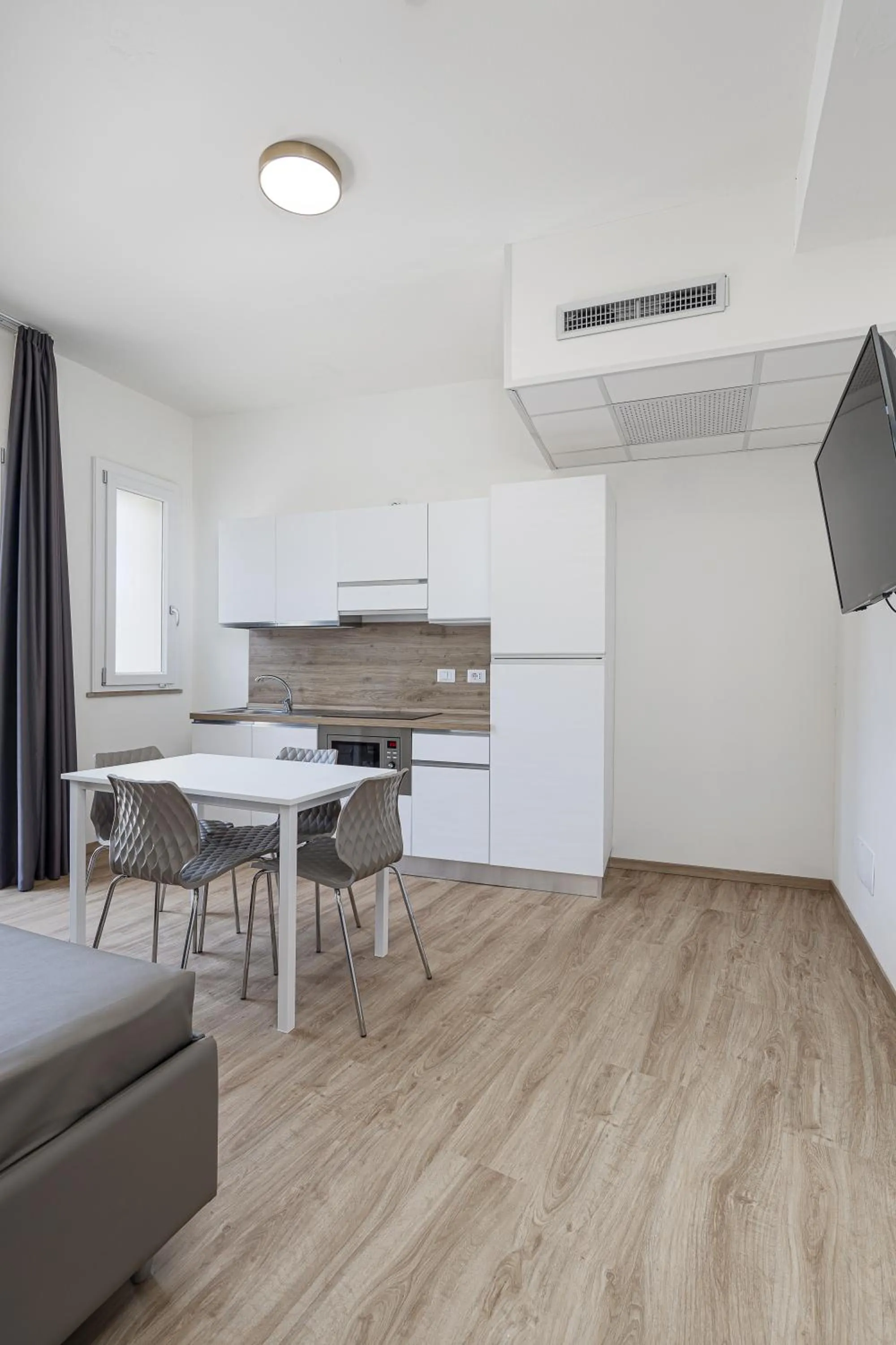 Kitchen or kitchenette in Hotel Schiller