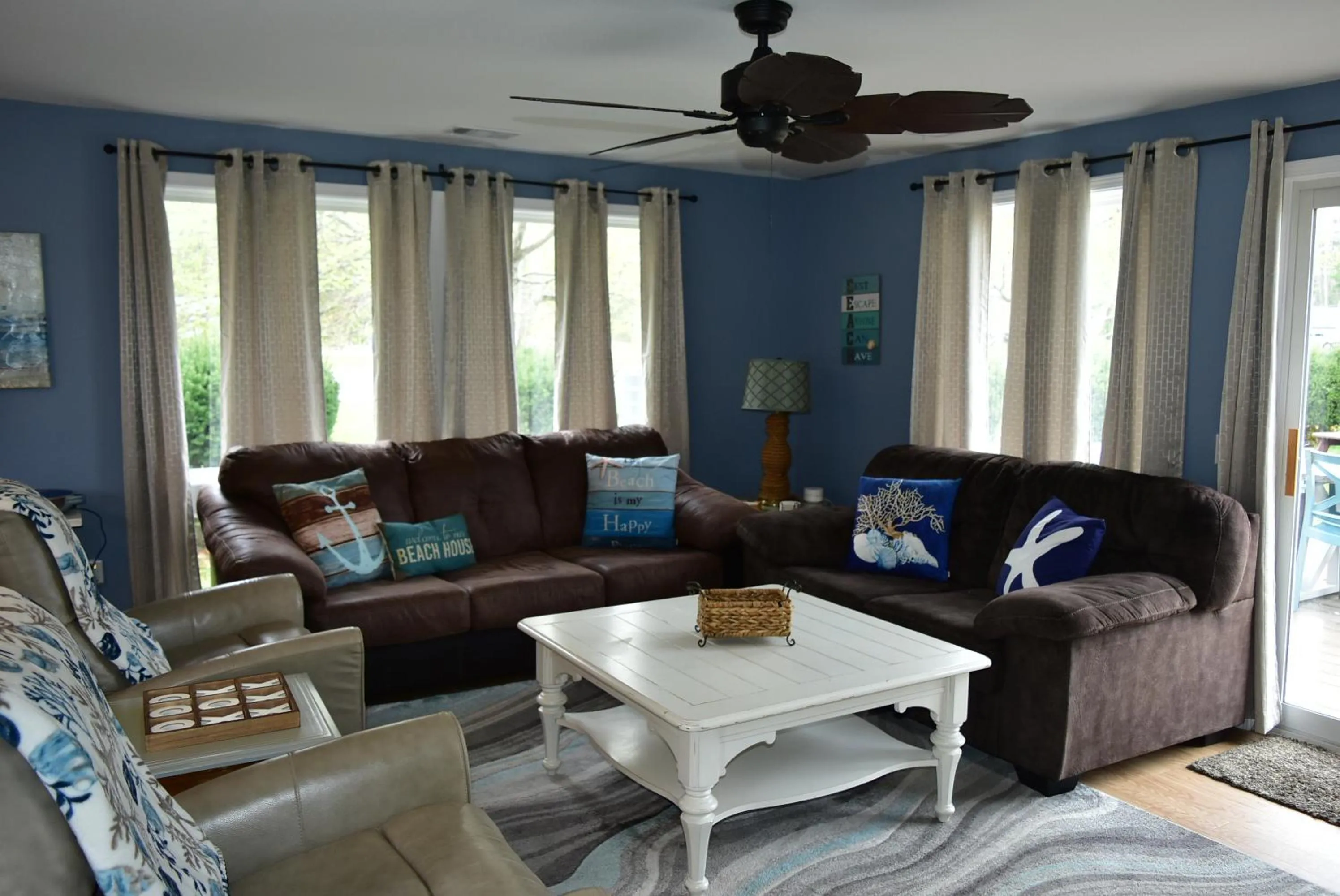 Living room in Sunrise Beach Oscoda @ Surfside