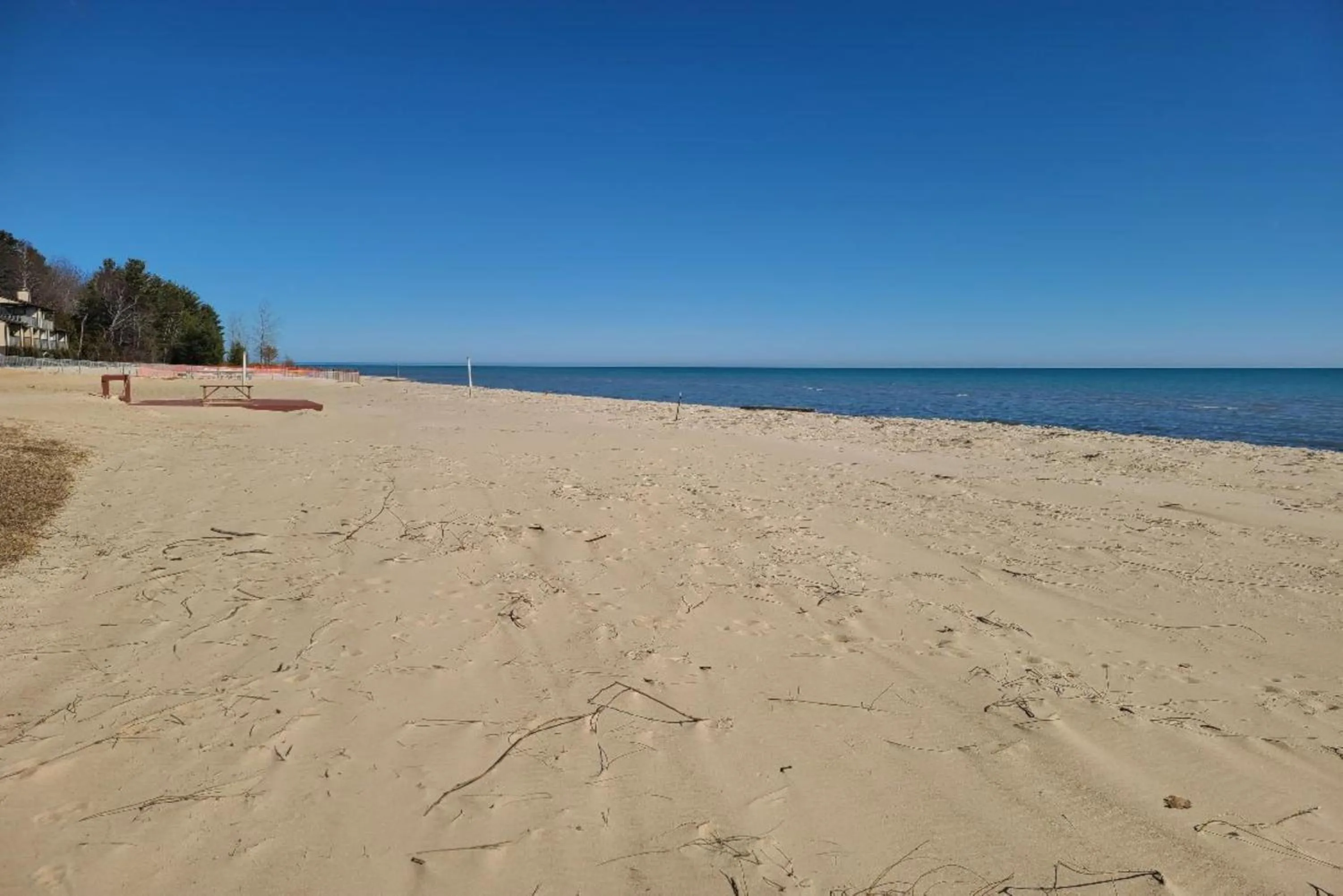 Beach in Sunrise Beach Oscoda @ Surfside