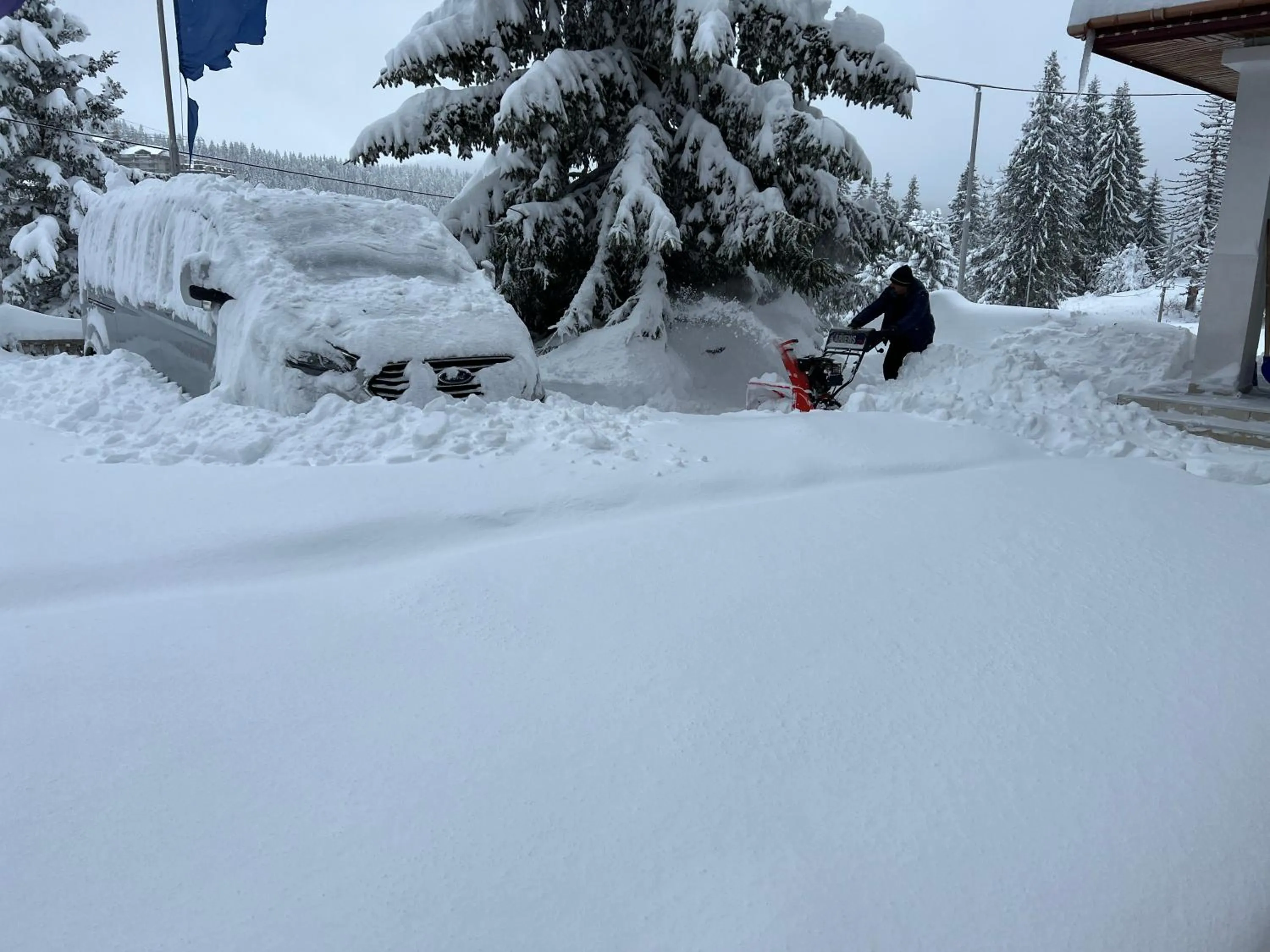 Property building in Kamena Pamporovo