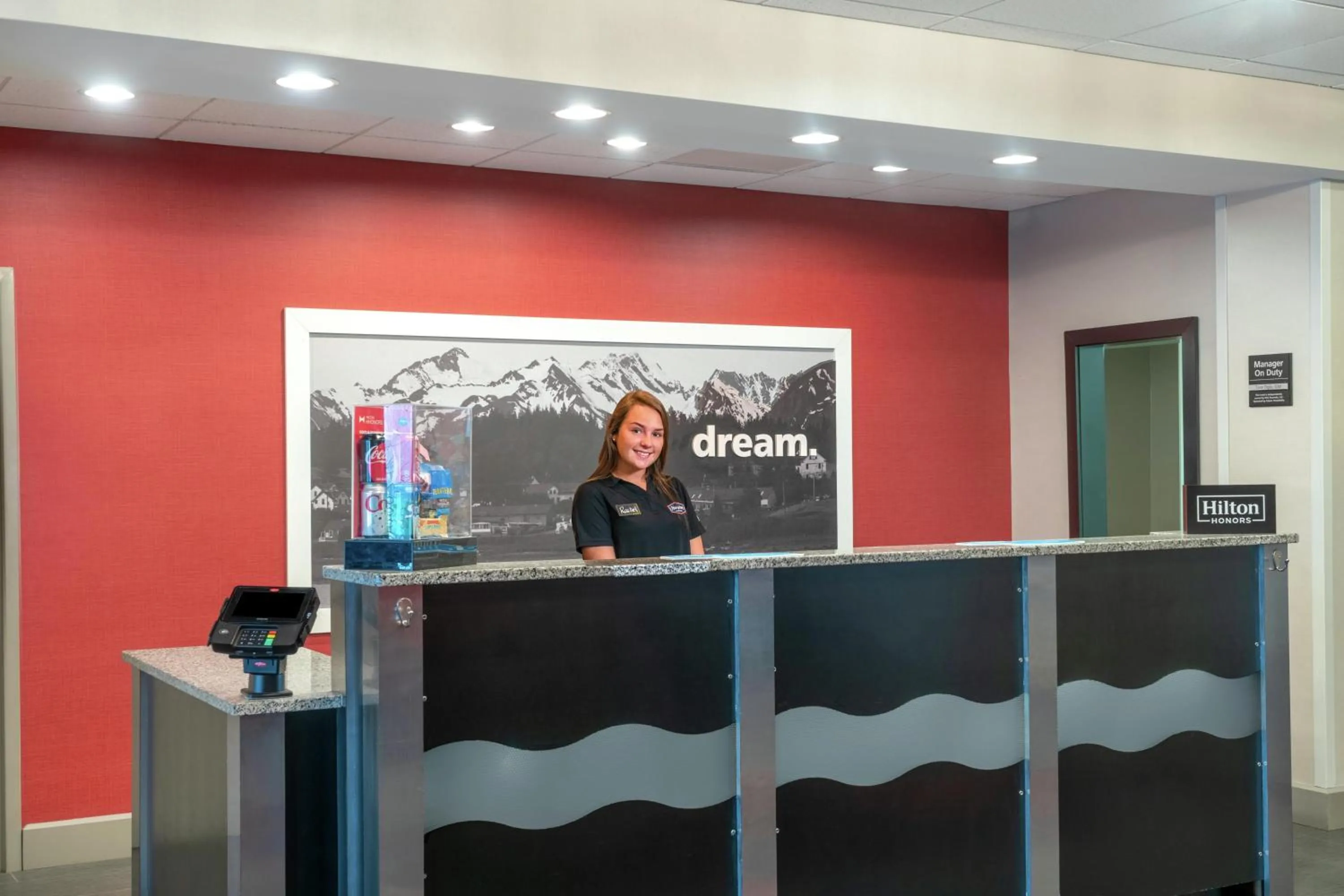 Lobby or reception in Hampton Inn and Suites Roanoke Airport/Valley View Mall