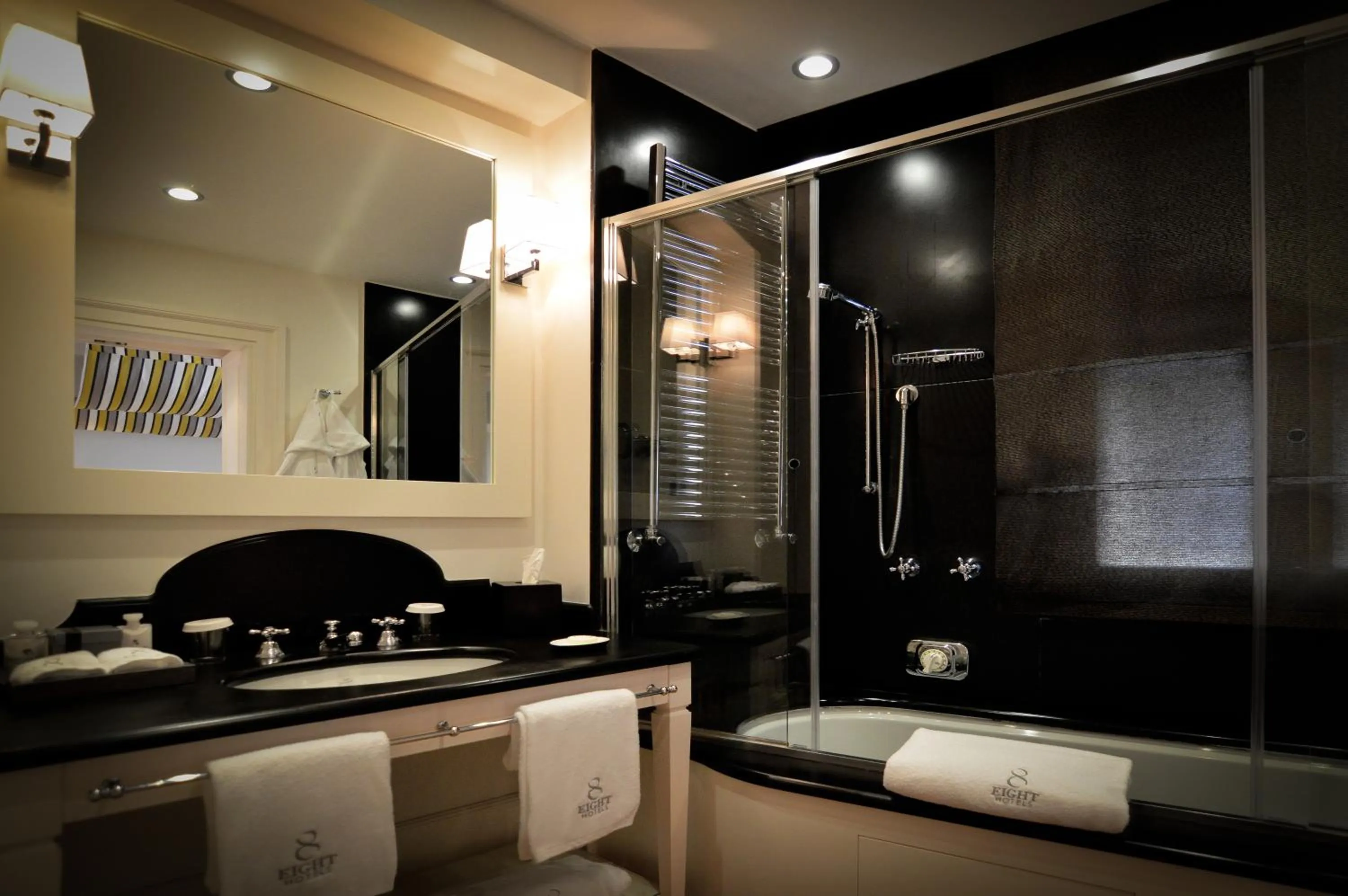 Bathroom in Eight Hotel Portofino