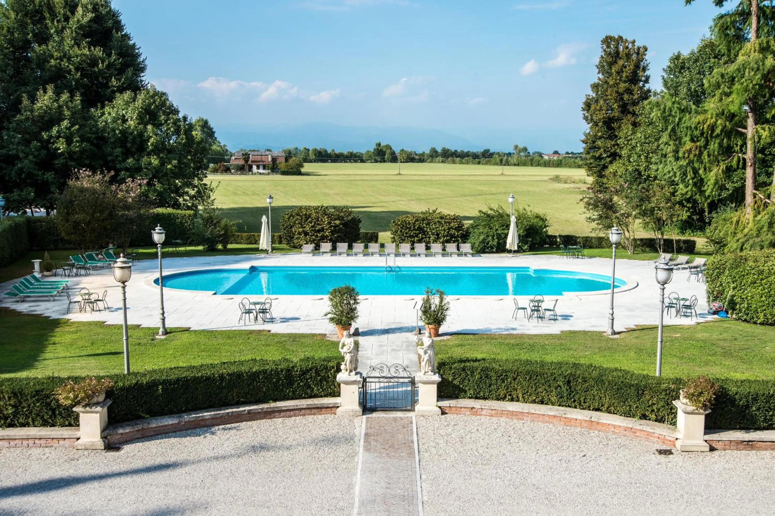Pool view in Best Western Plus Hotel Villa Tacchi