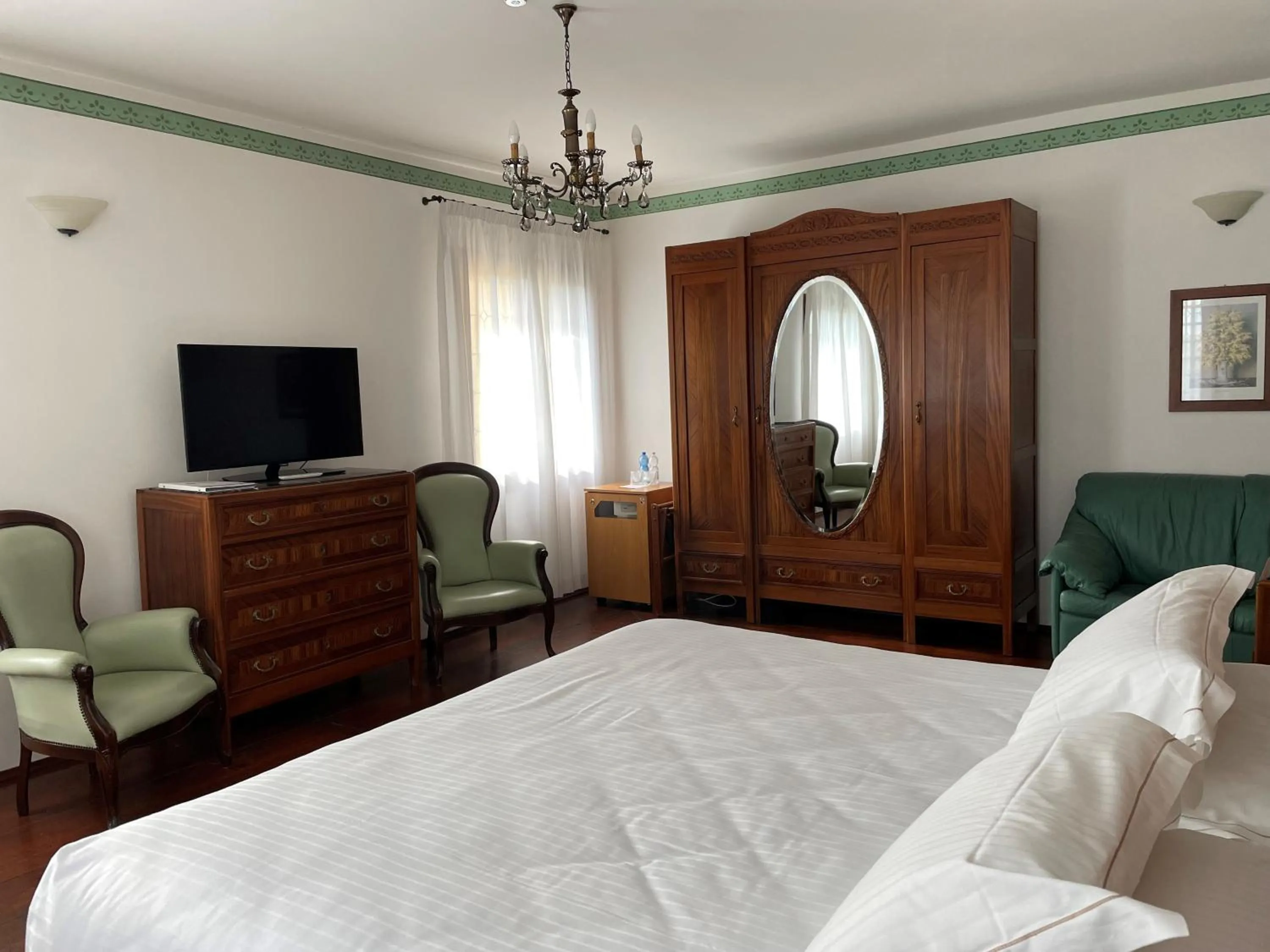 Garden view, Bed in Best Western Plus Hotel Villa Tacchi