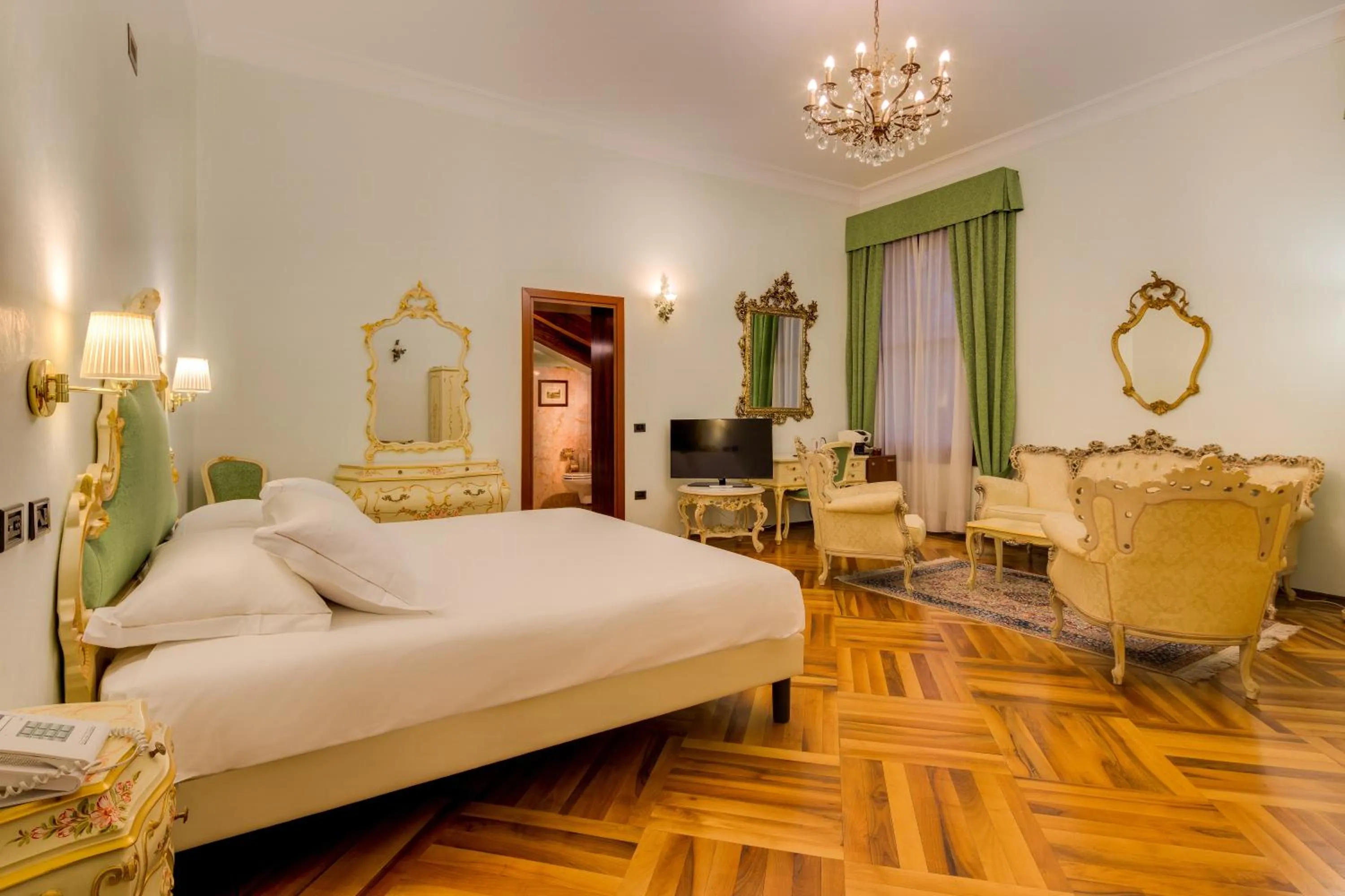 Photo of the whole room, Bed in Best Western Plus Hotel Villa Tacchi