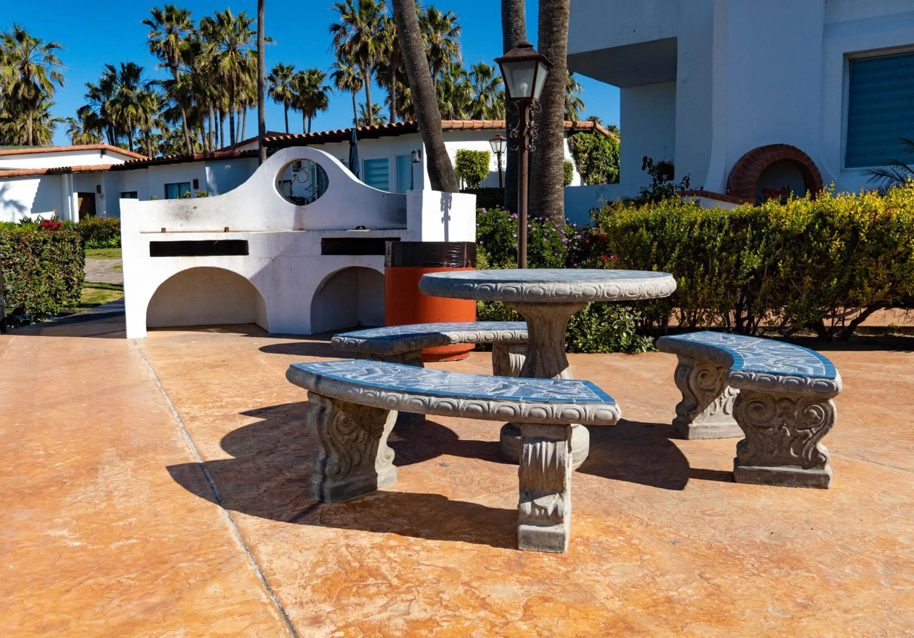 Great Beach Swiming Pools Tennis Courts Condo in La Paloma Rosarito Beach