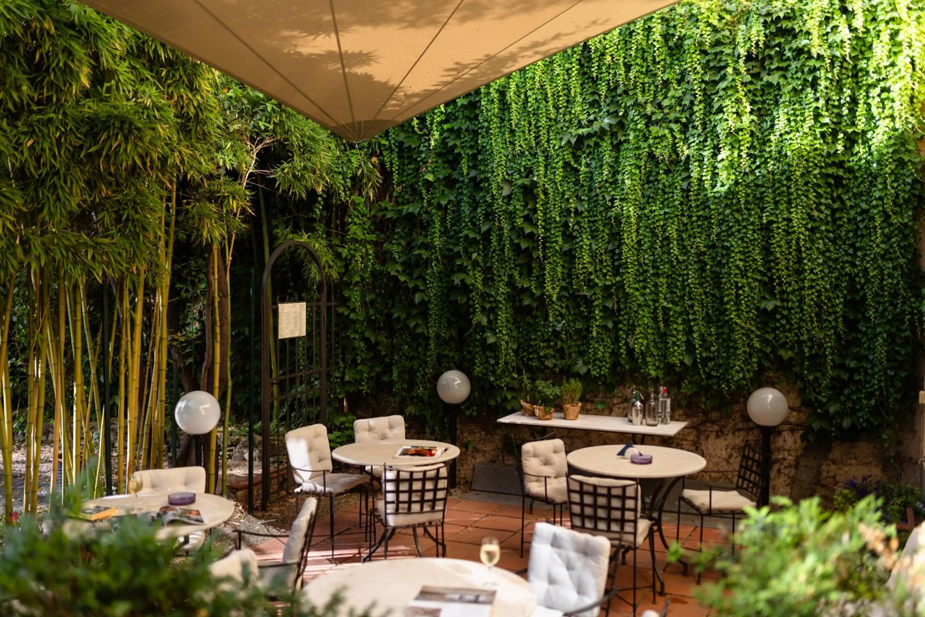 Garden in Hotel Caravaggio