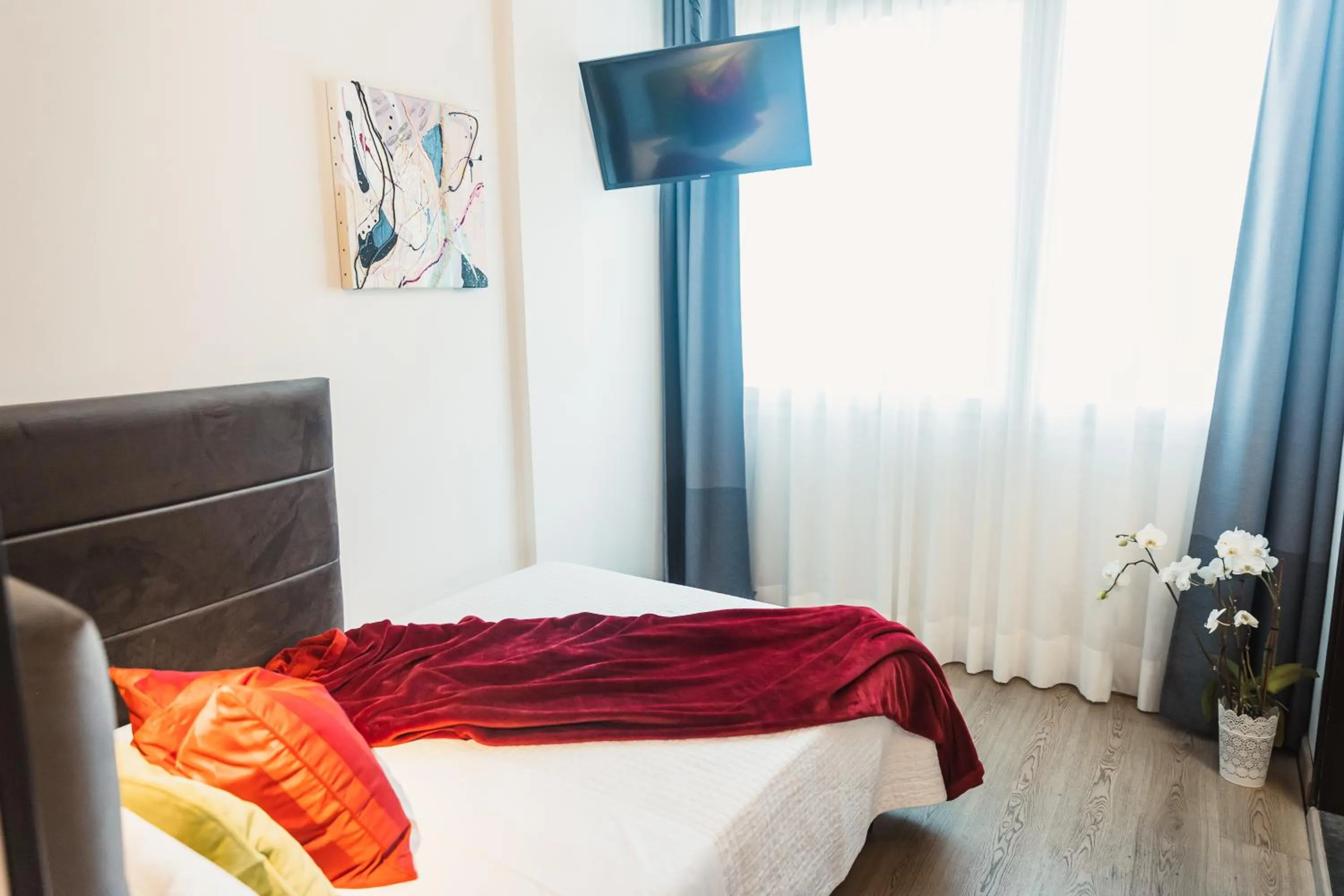 Bed in Art Hotel Milano