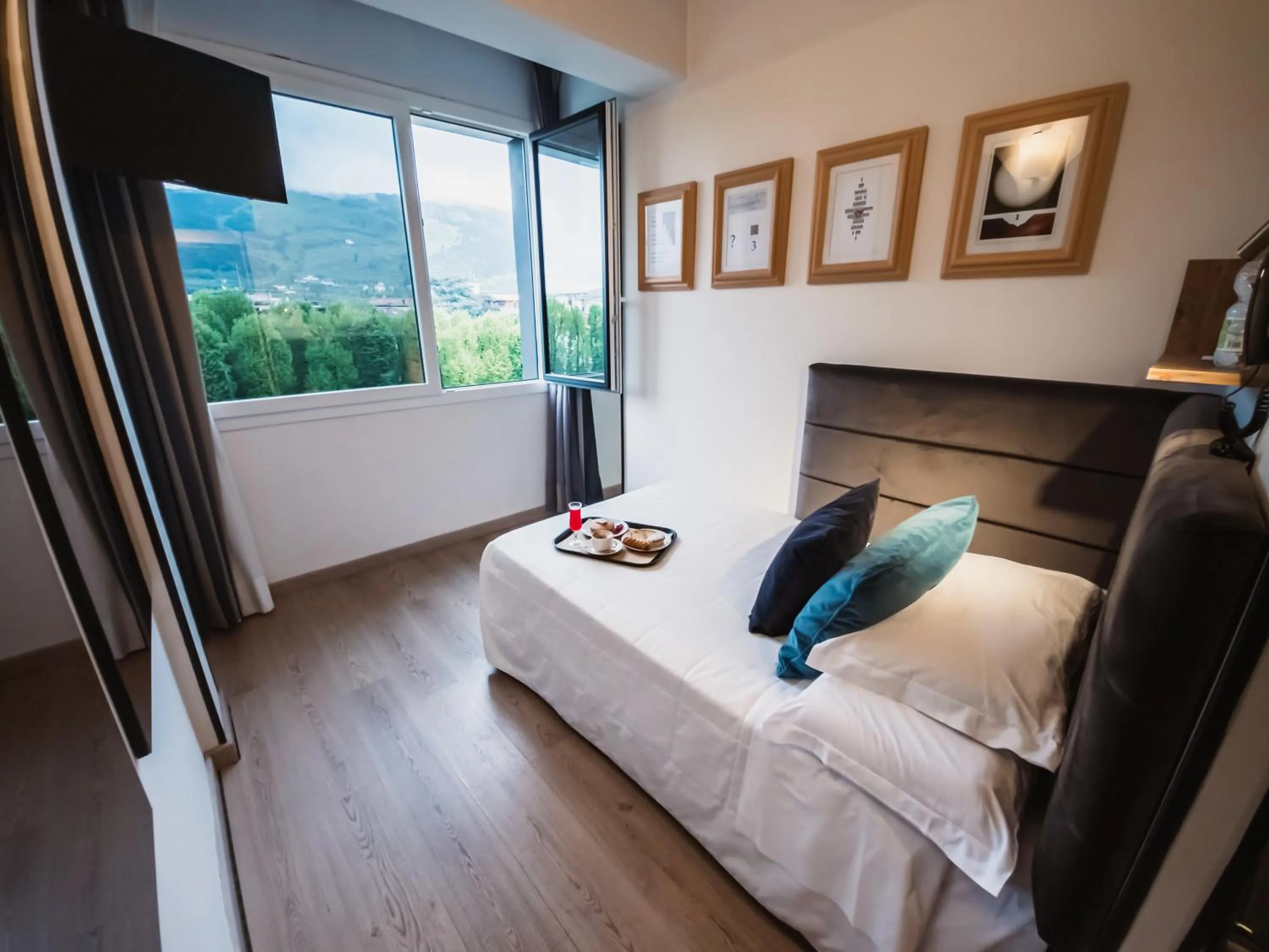 Bed in Art Hotel Milano